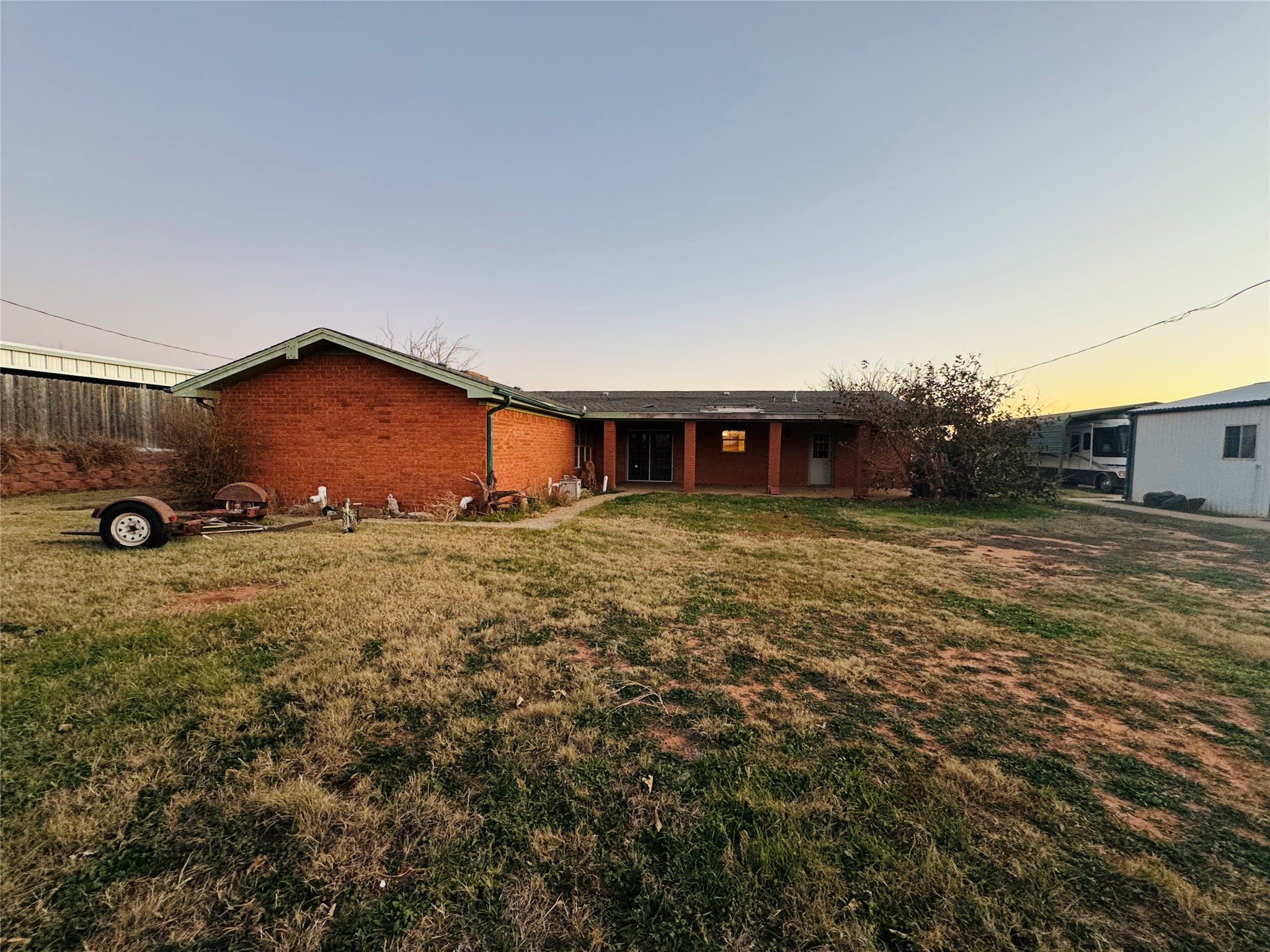 1111 E Sammy Baugh Avenue