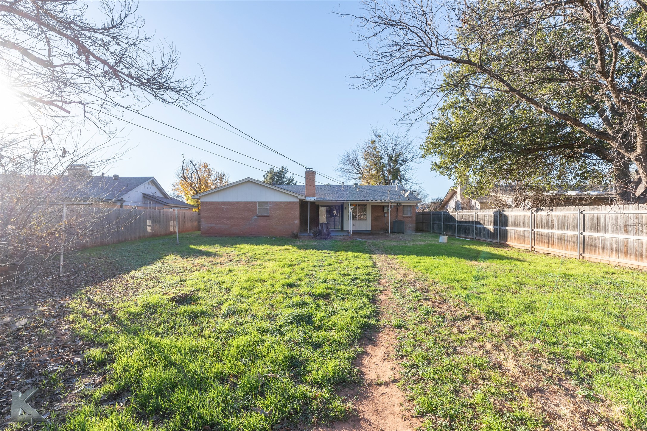 2509 Woodridge Drive