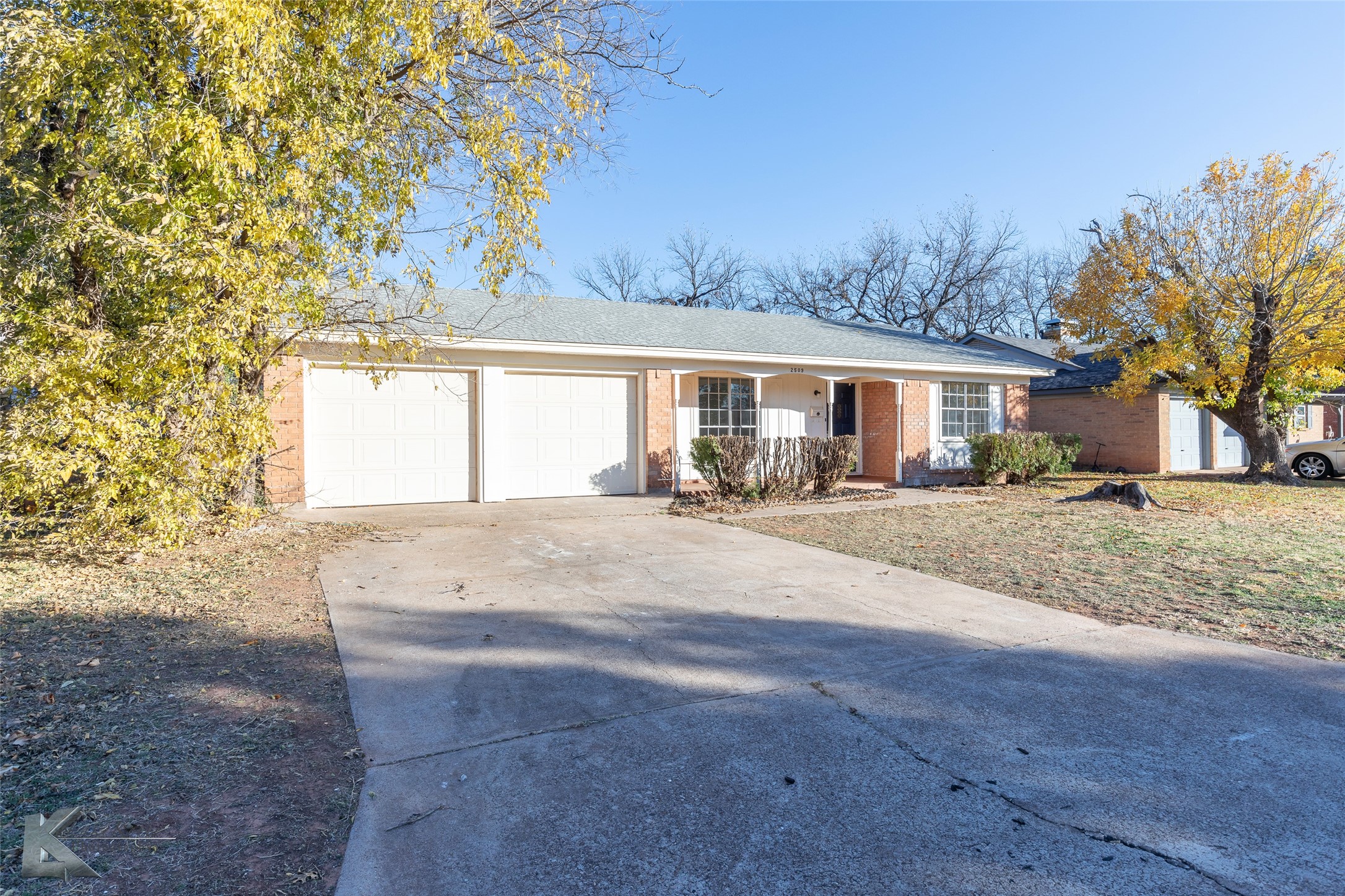 2509 Woodridge Drive