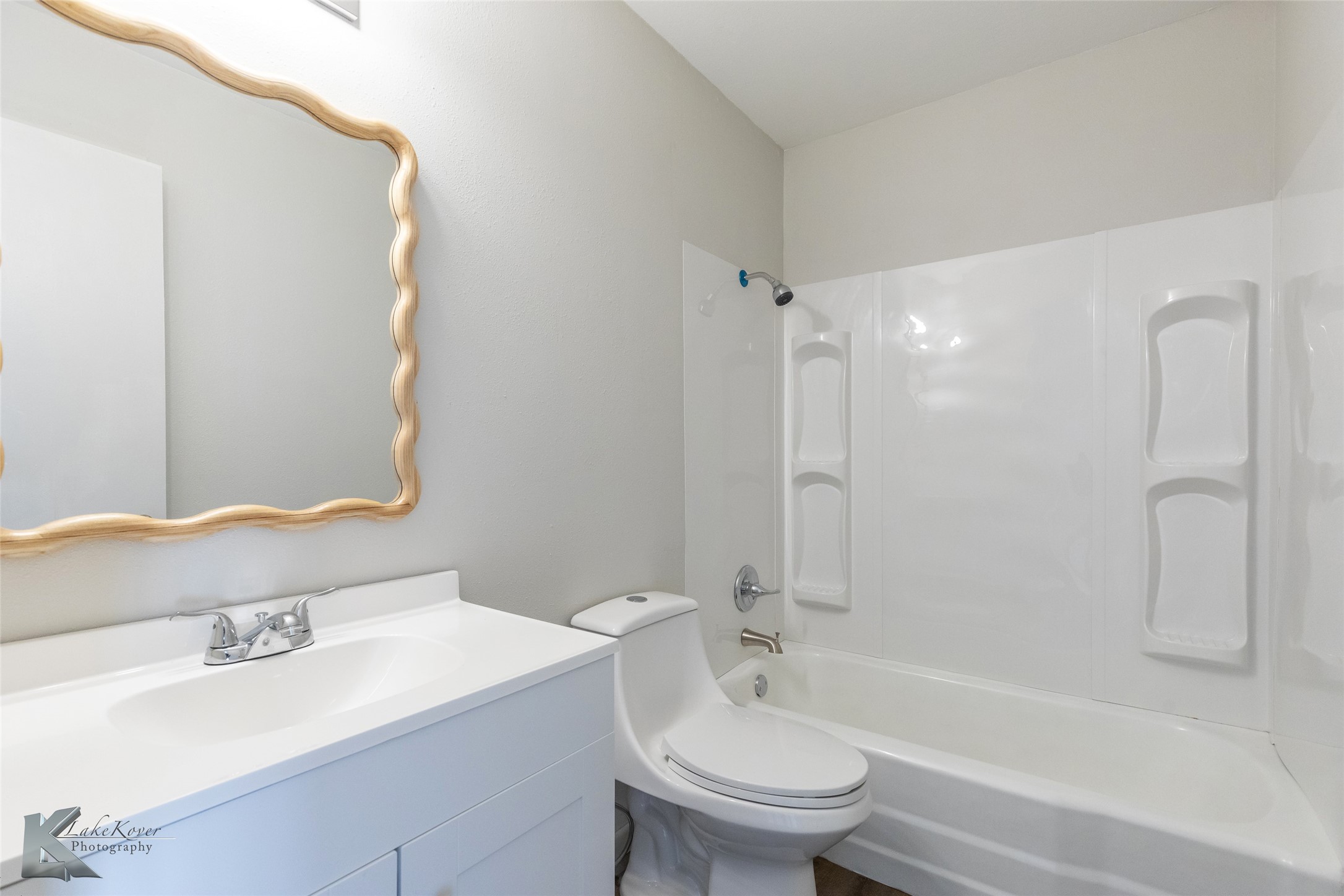 2509 Woodridge Drive