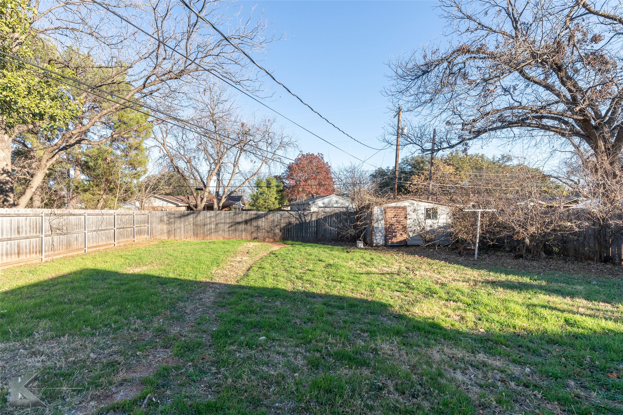 2509 Woodridge Drive