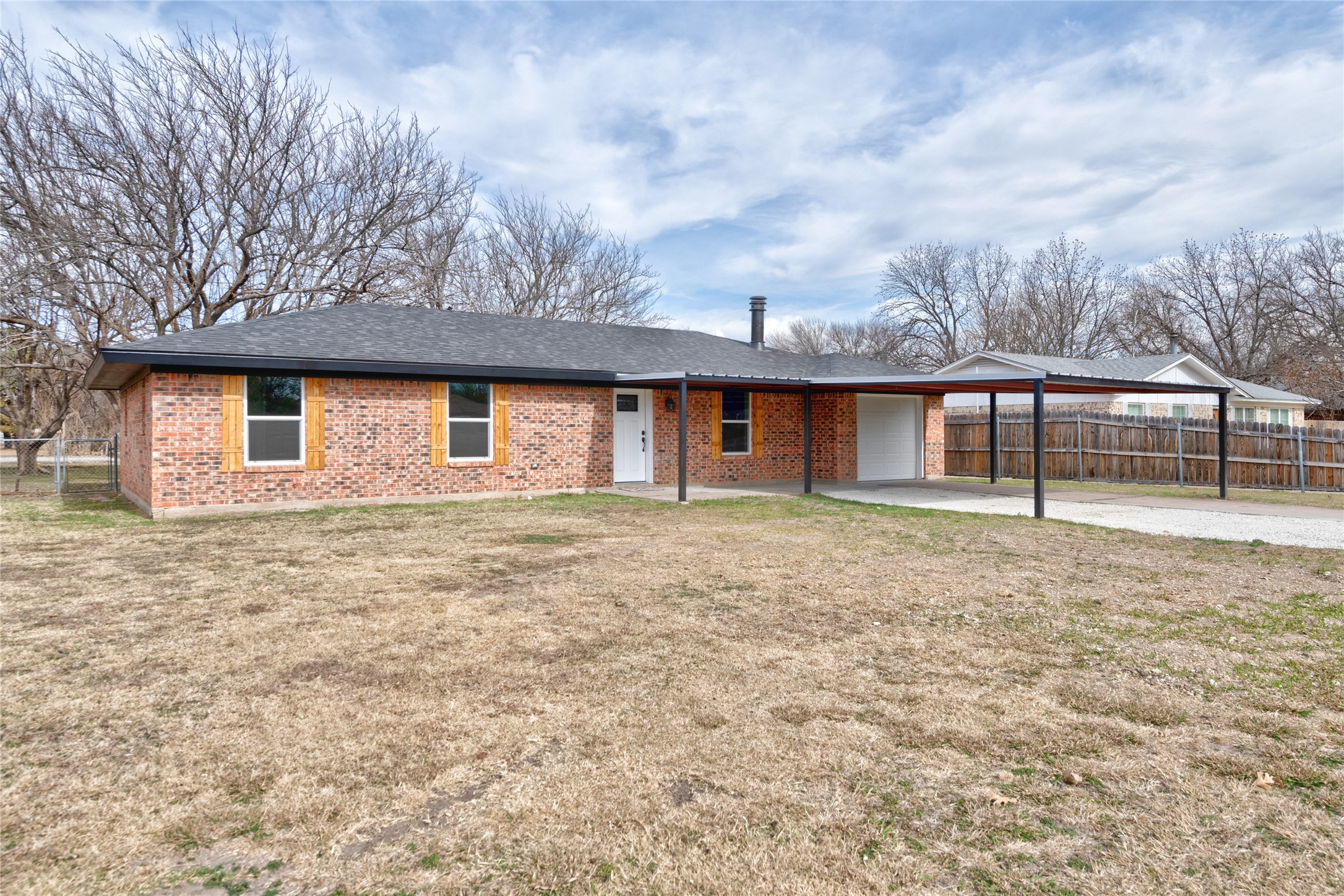 214 Sandy Lane