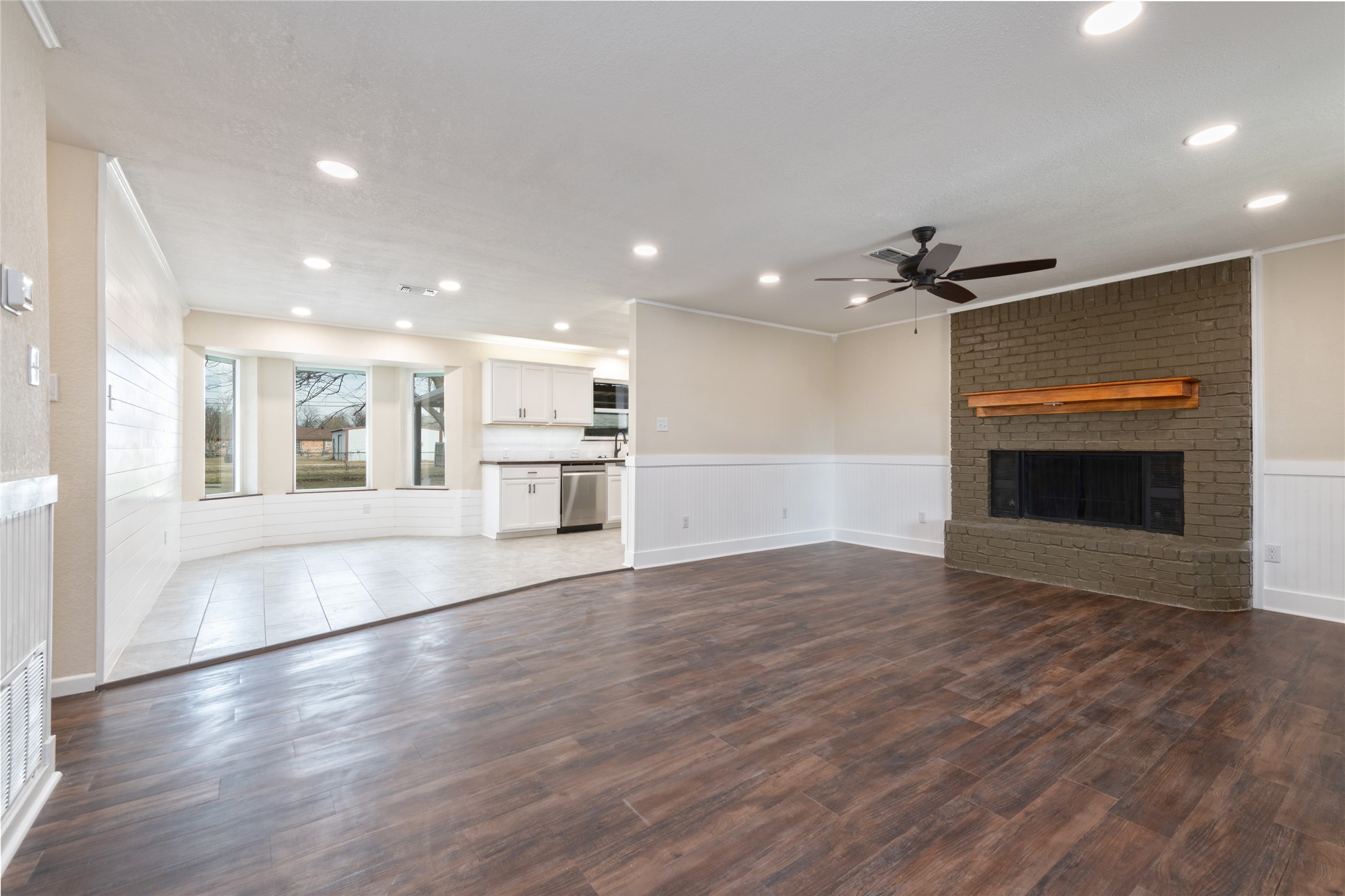214 Sandy Lane