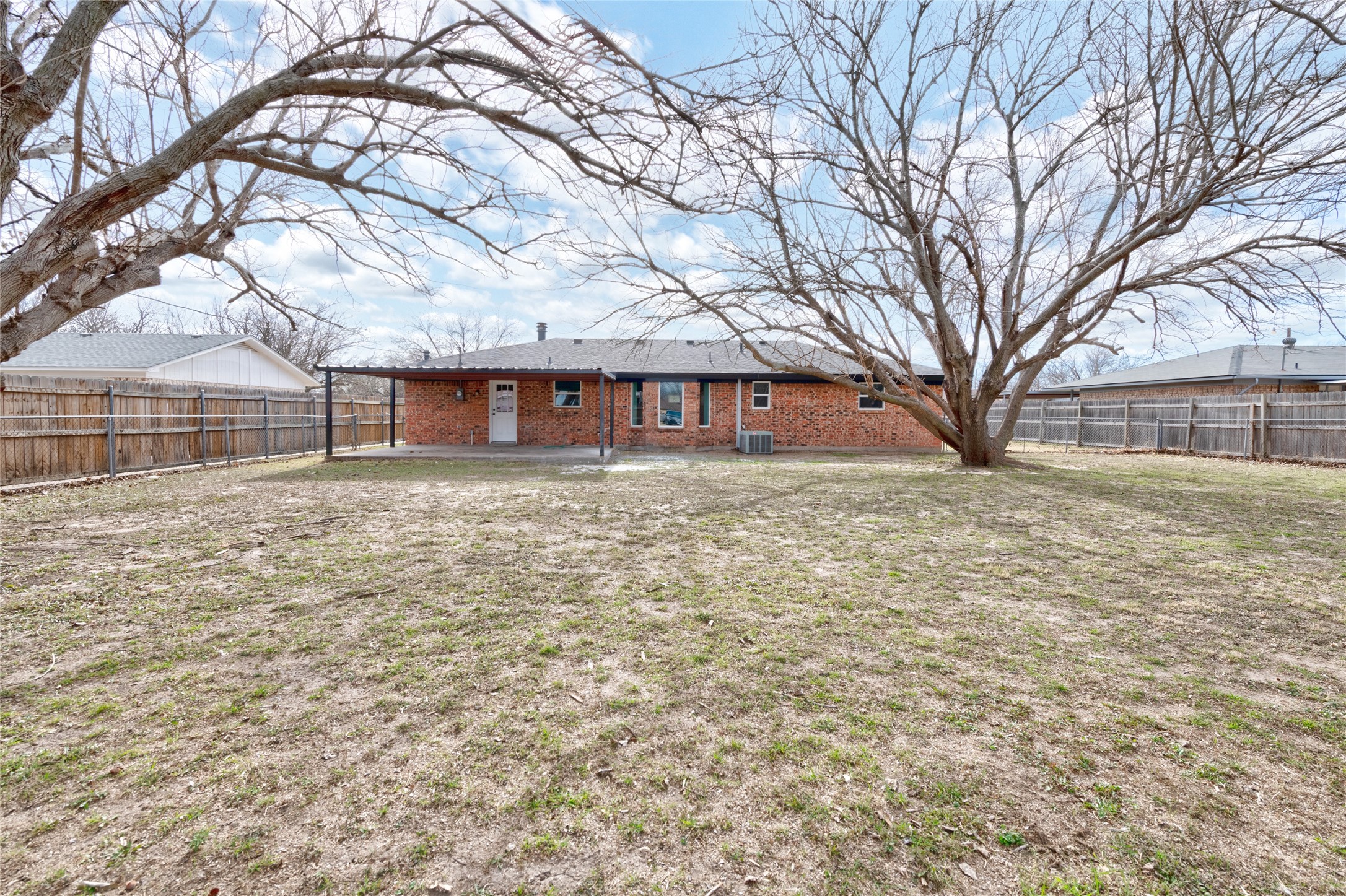 214 Sandy Lane
