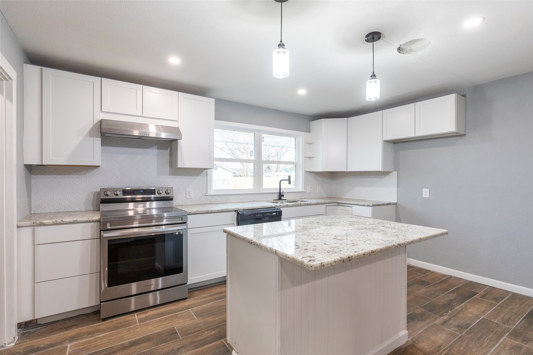 1448 Glenhaven Drive