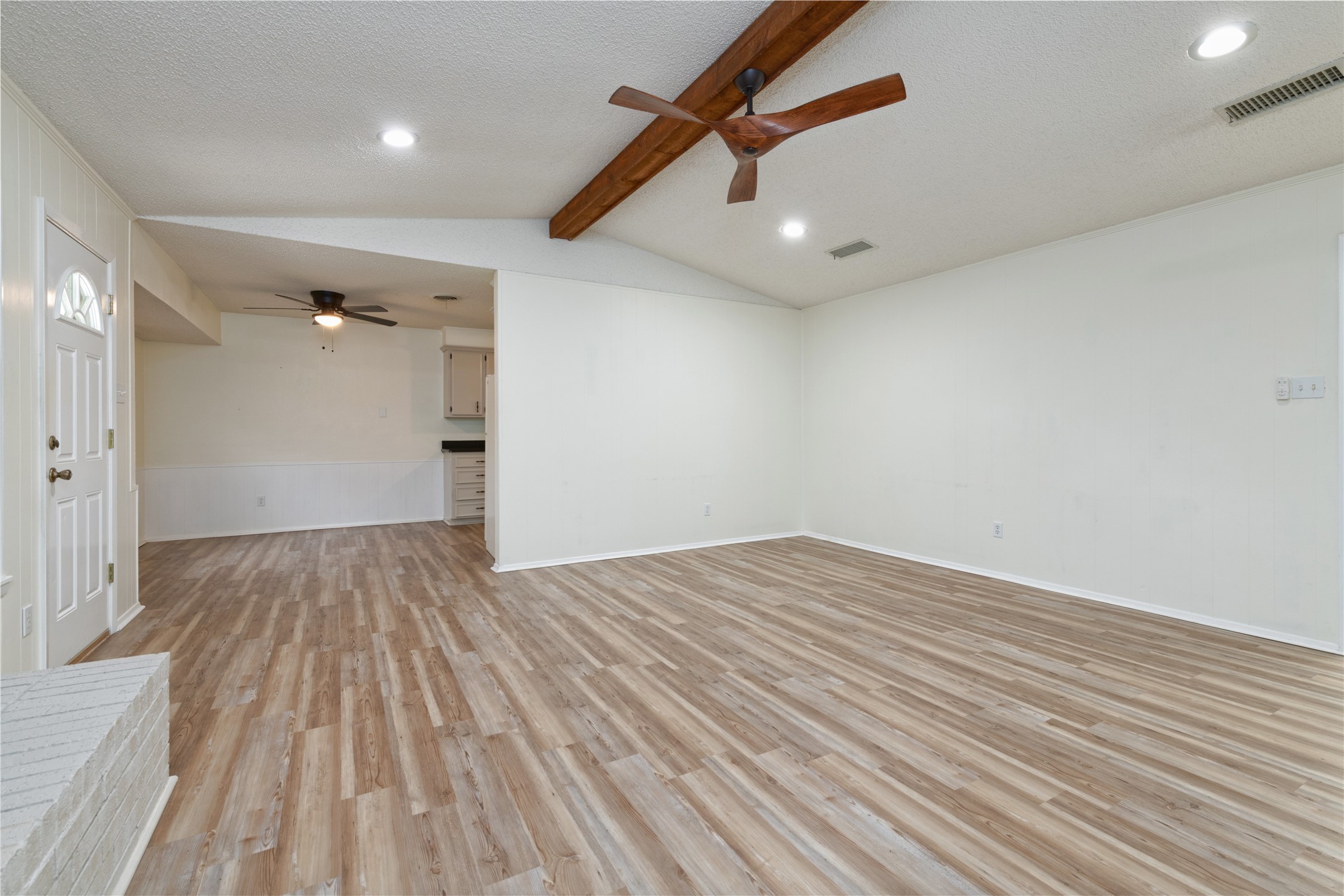 4618 Bruce Drive