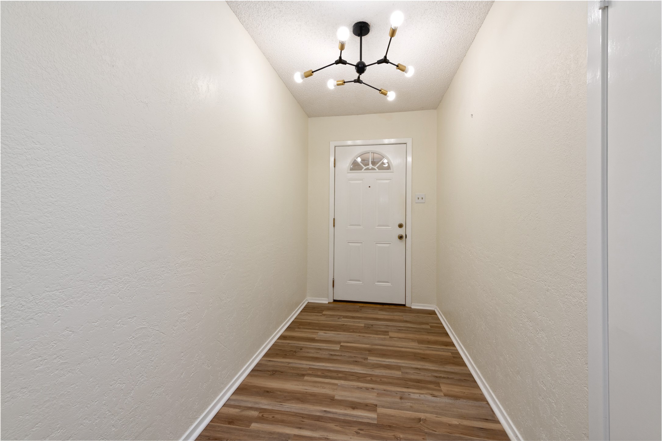 4618 Bruce Drive