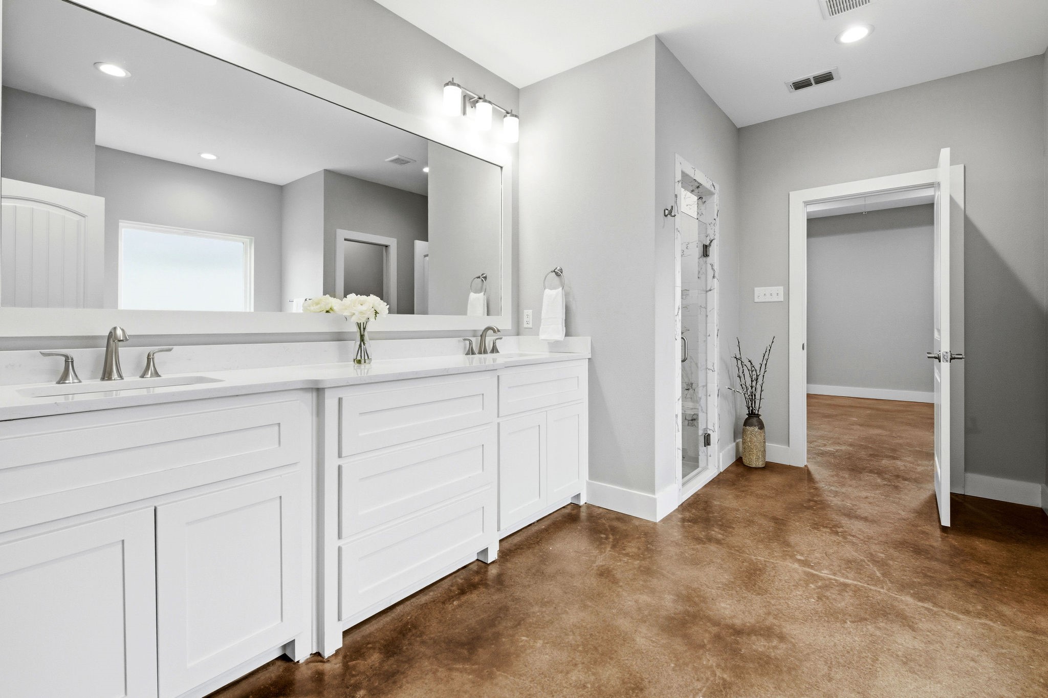 6825 Desert Willow Trail