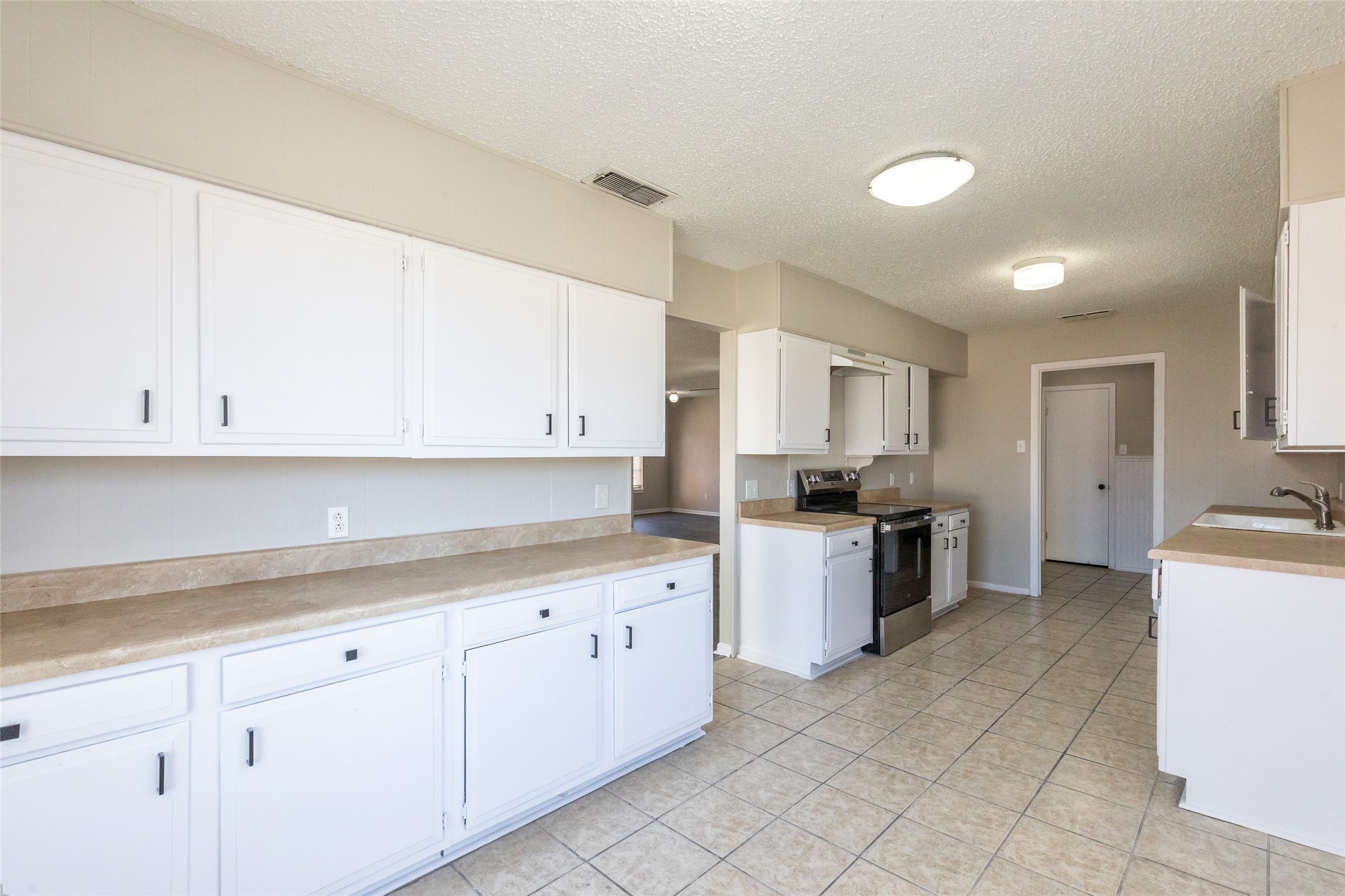 2469 Campus Court