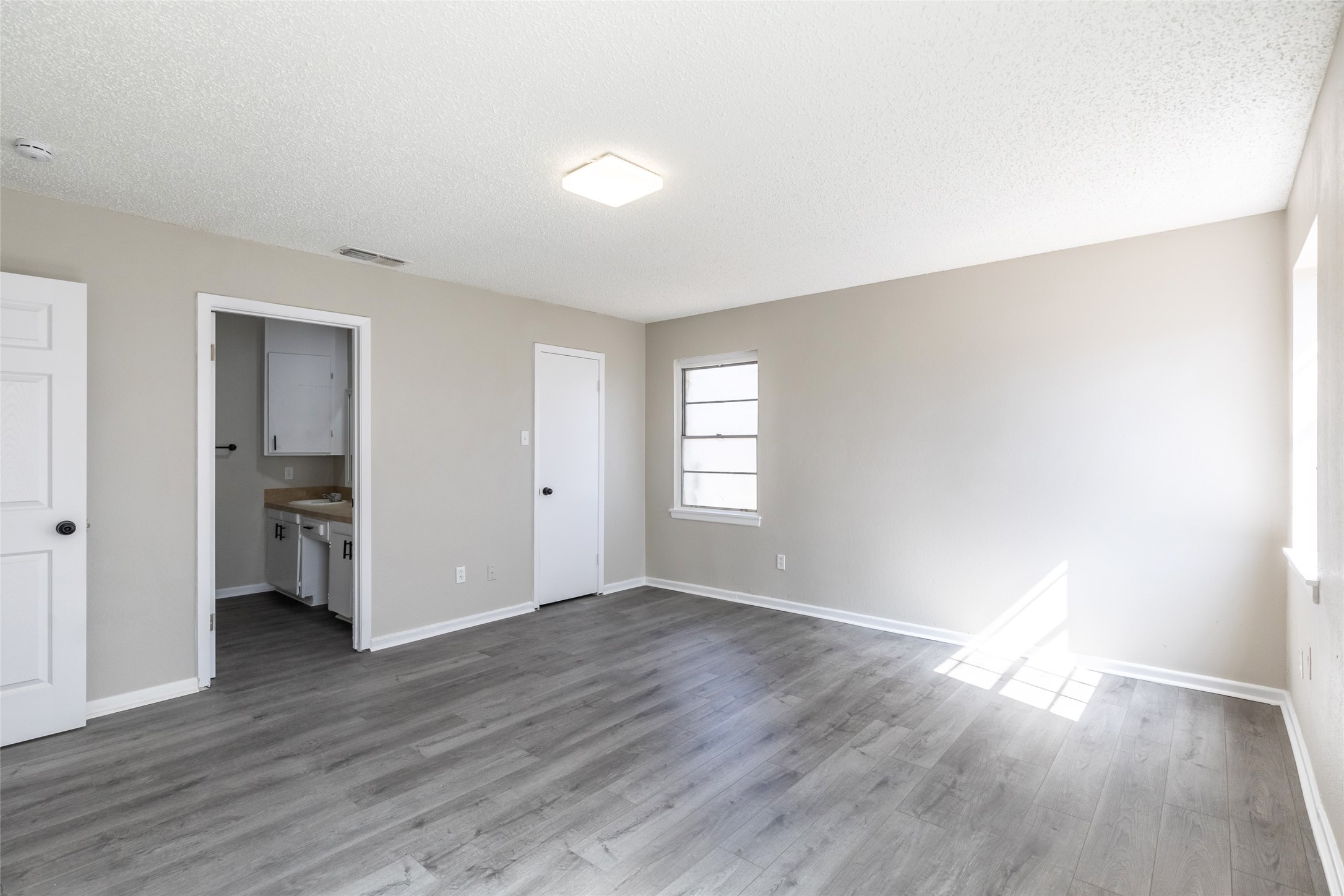 2469 Campus Court