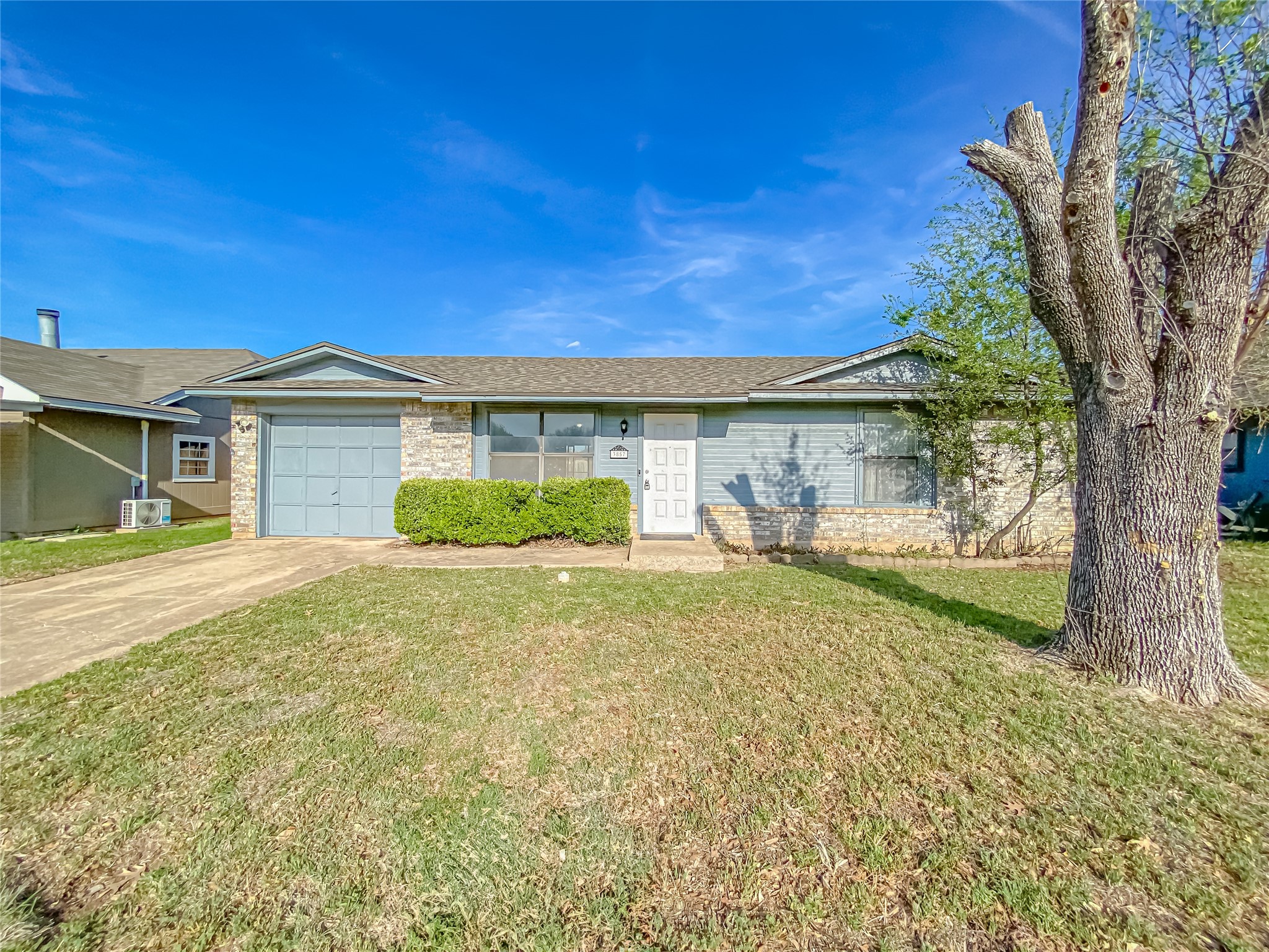 3857 Radcliff Road