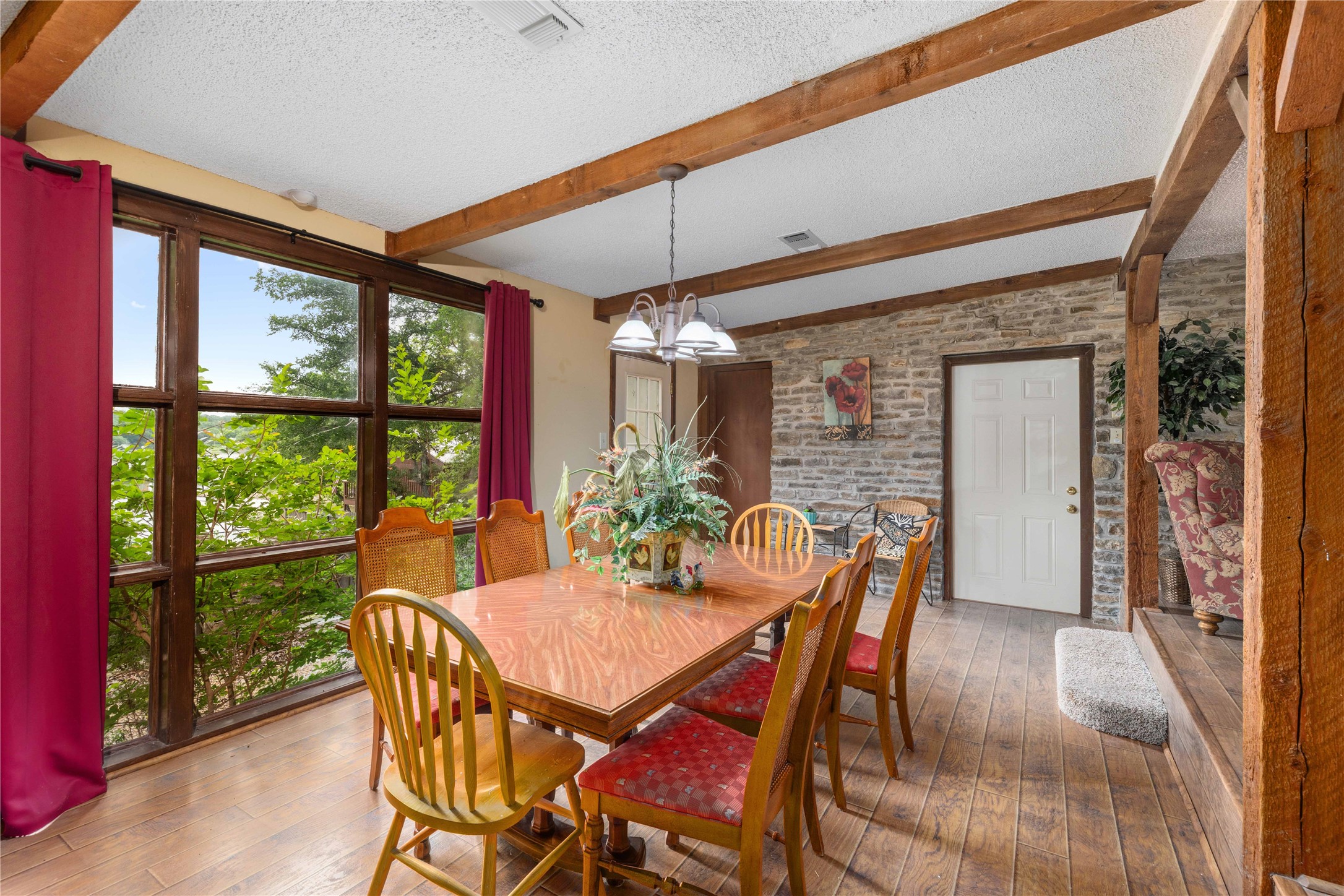 691 County Road 611