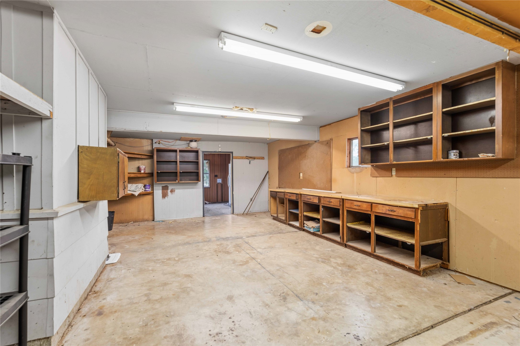 691 County Road 611