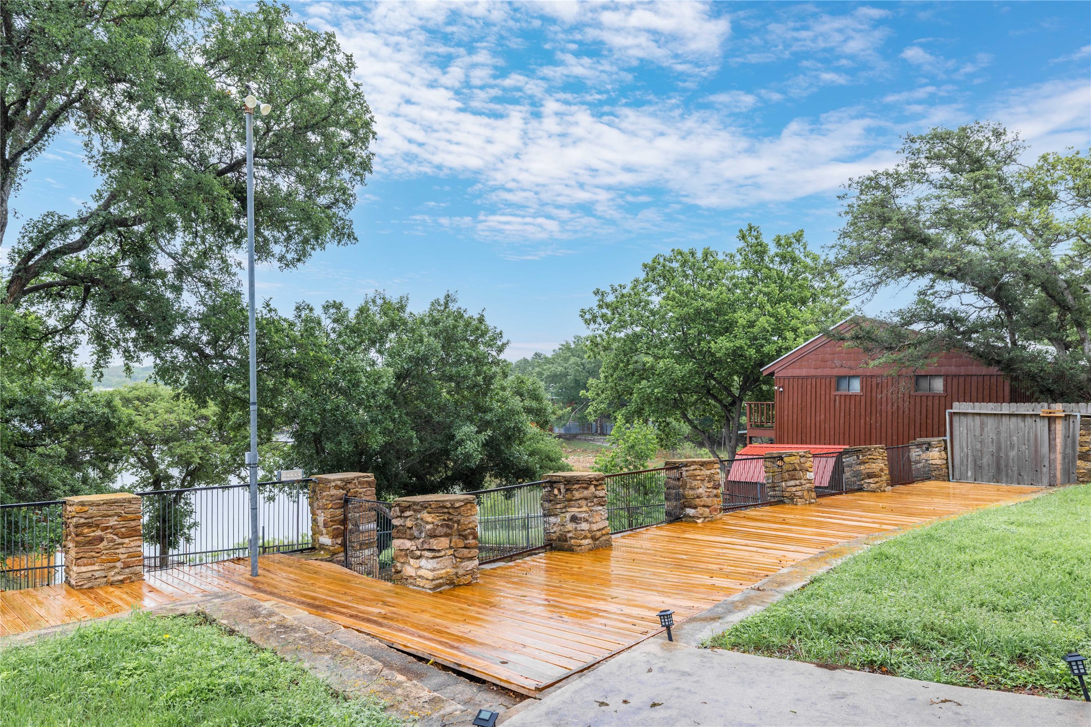 691 County Road 611