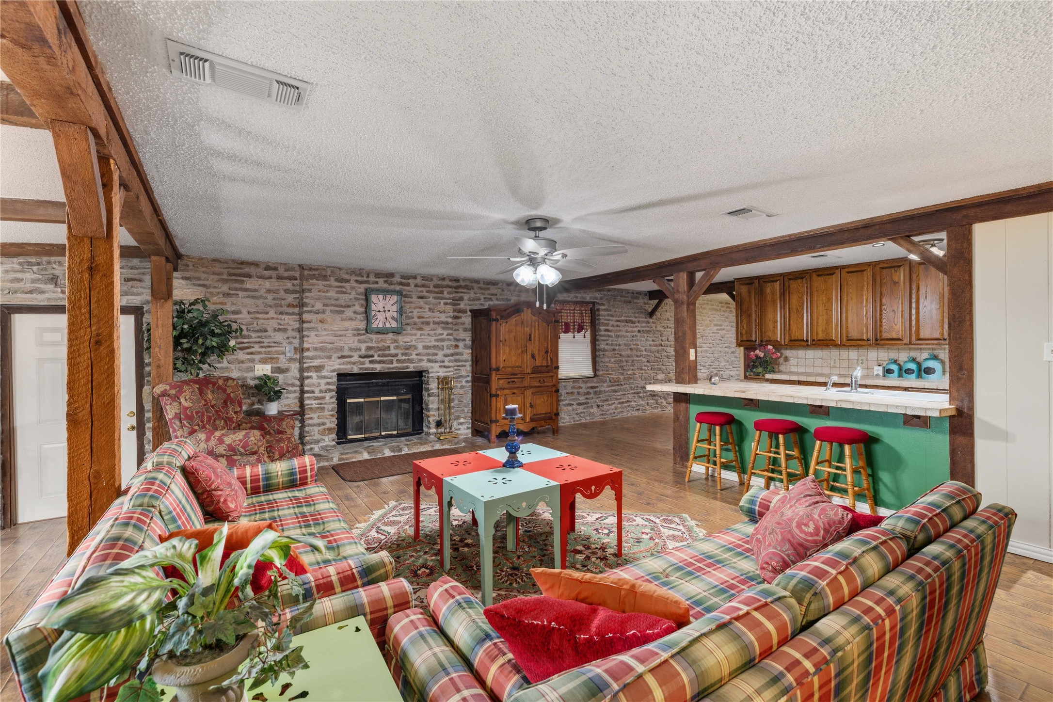 691 County Road 611