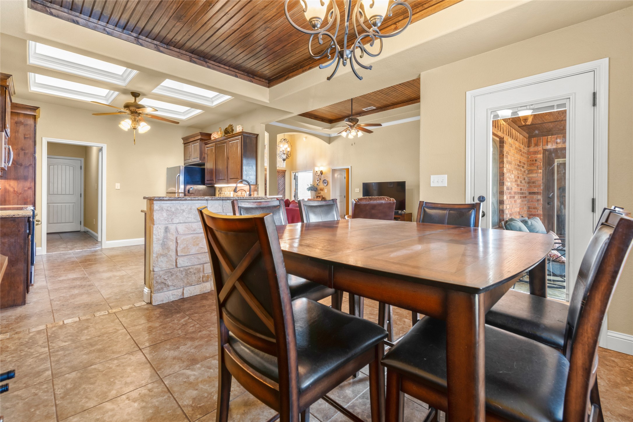 4417 Margaritas Way
