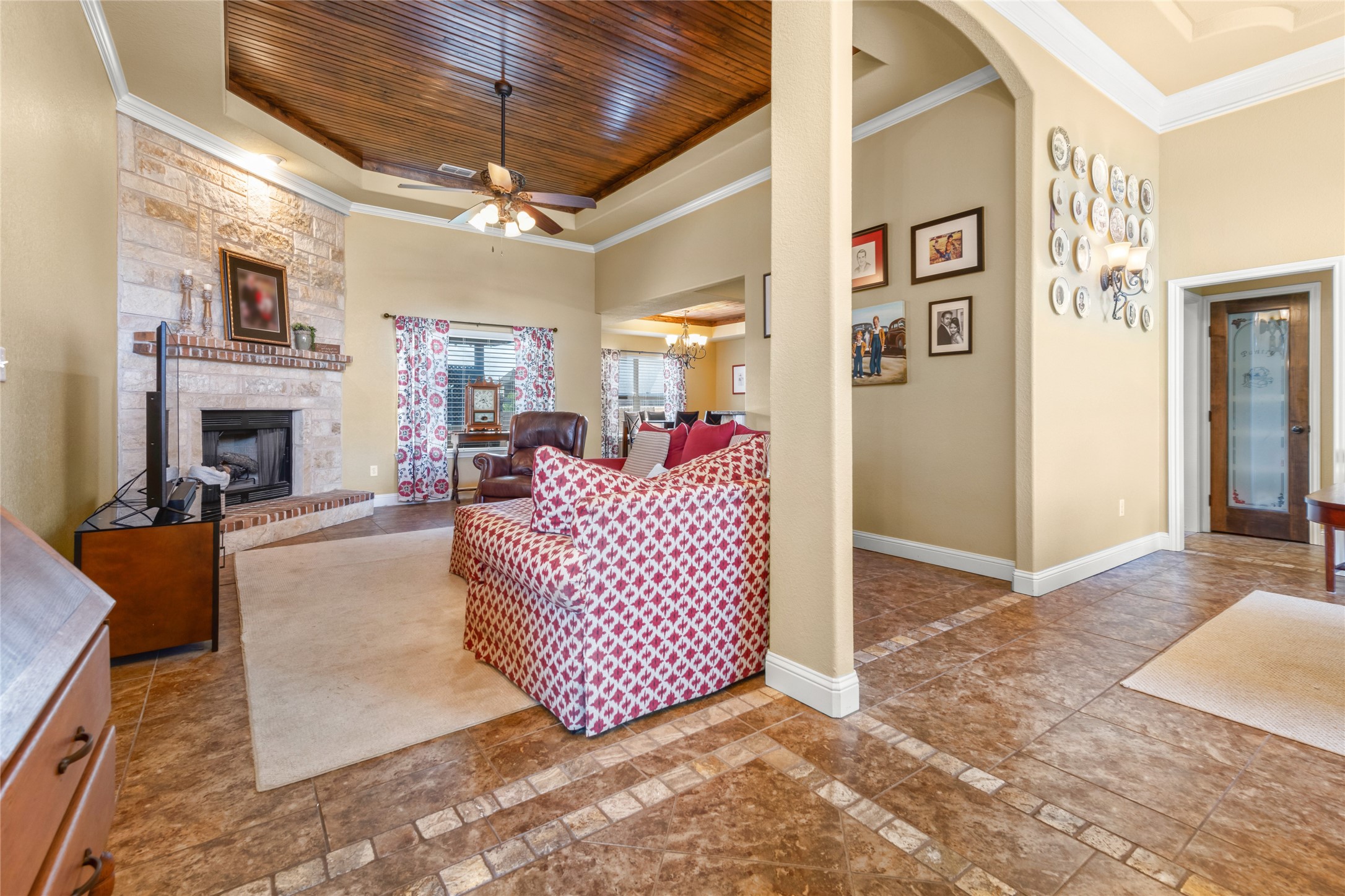 4417 Margaritas Way