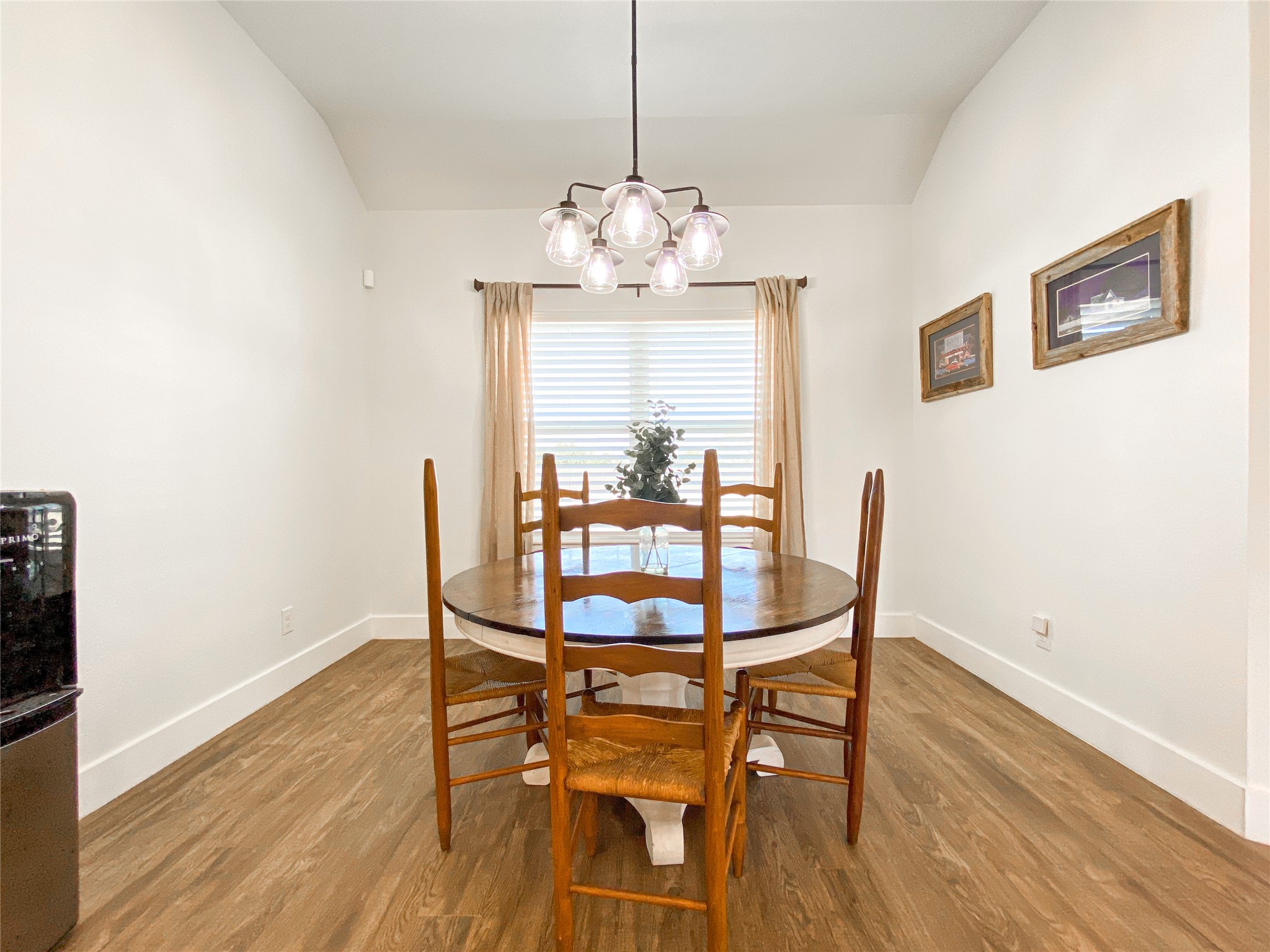 152 Hawker Lane