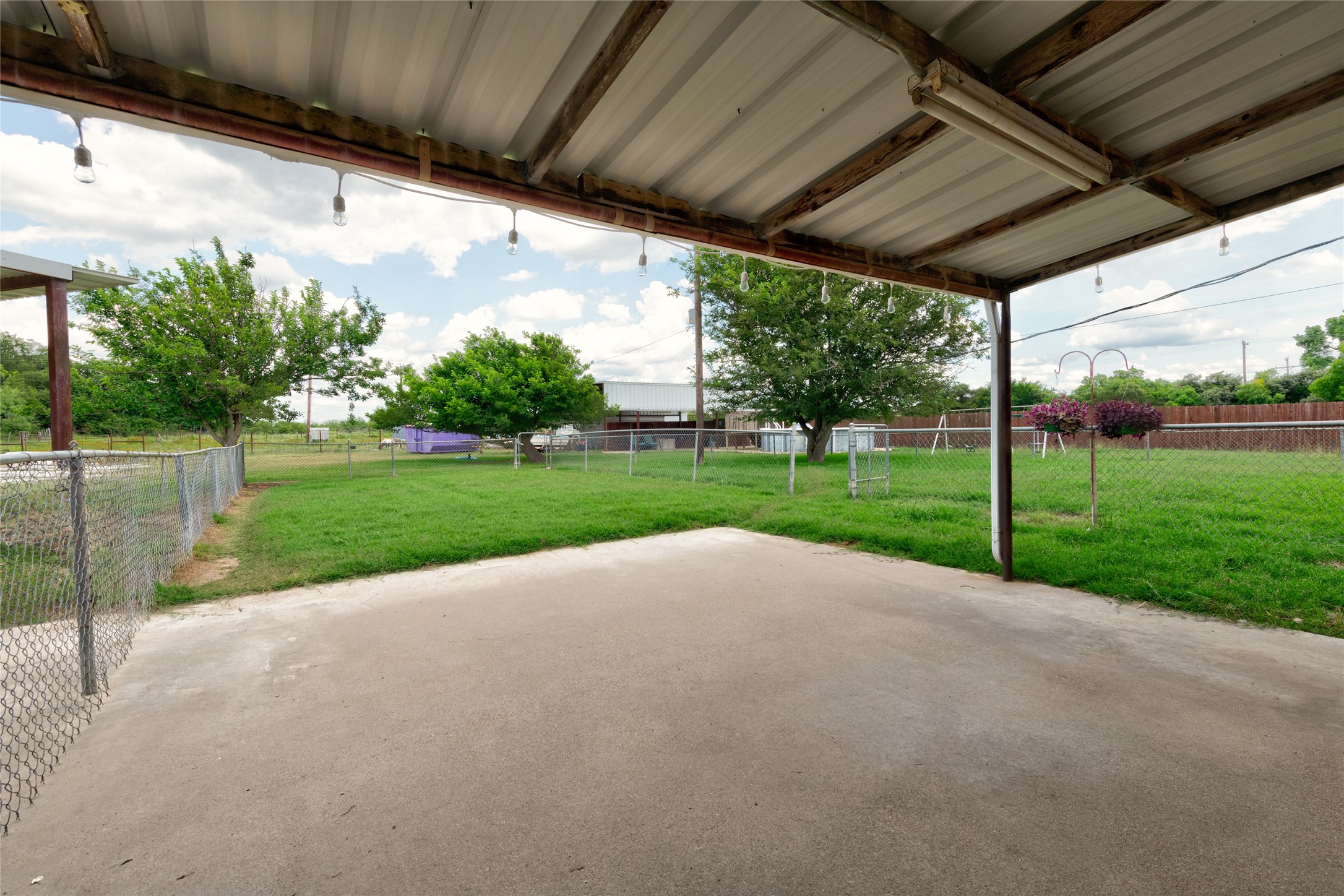 1505 County Road 631