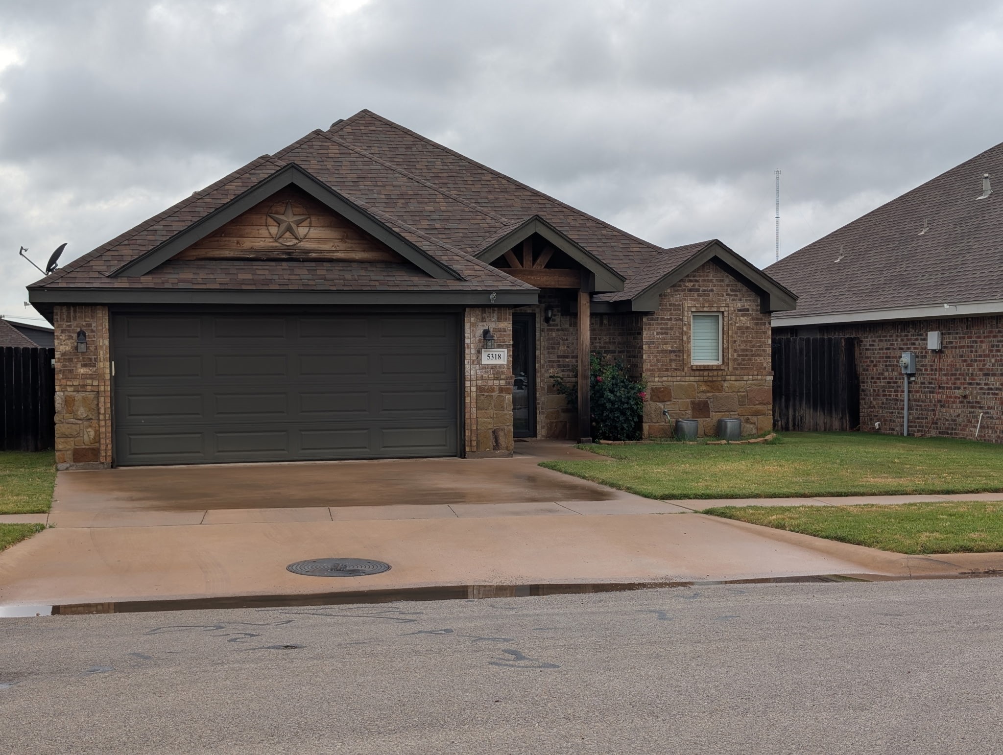 5318 Catclaw Drive