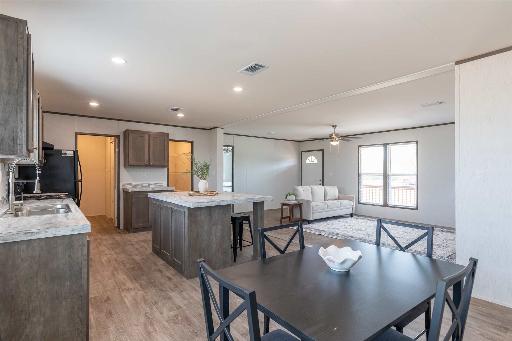 4185 County Road 497