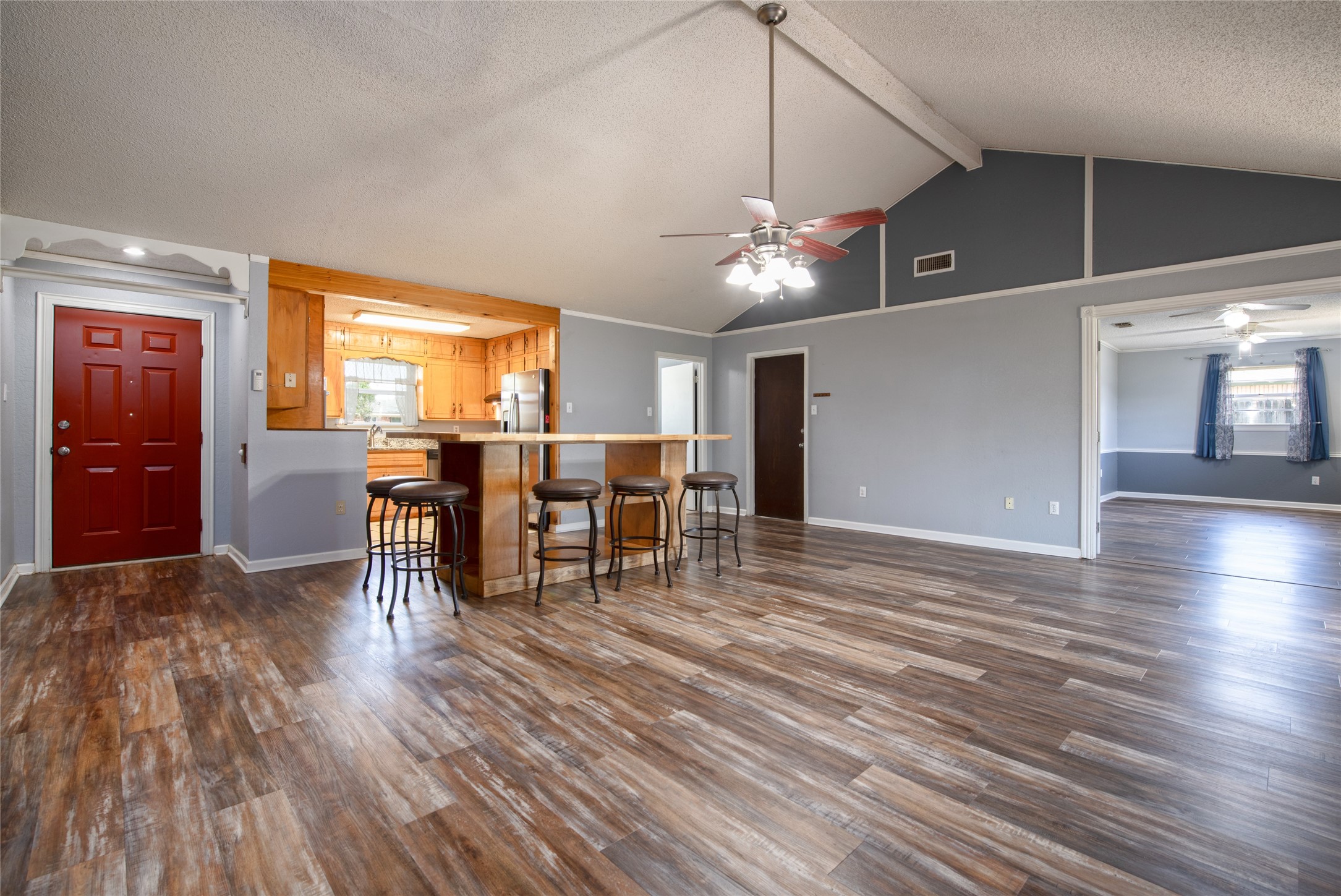 1033 Wolfe Road A