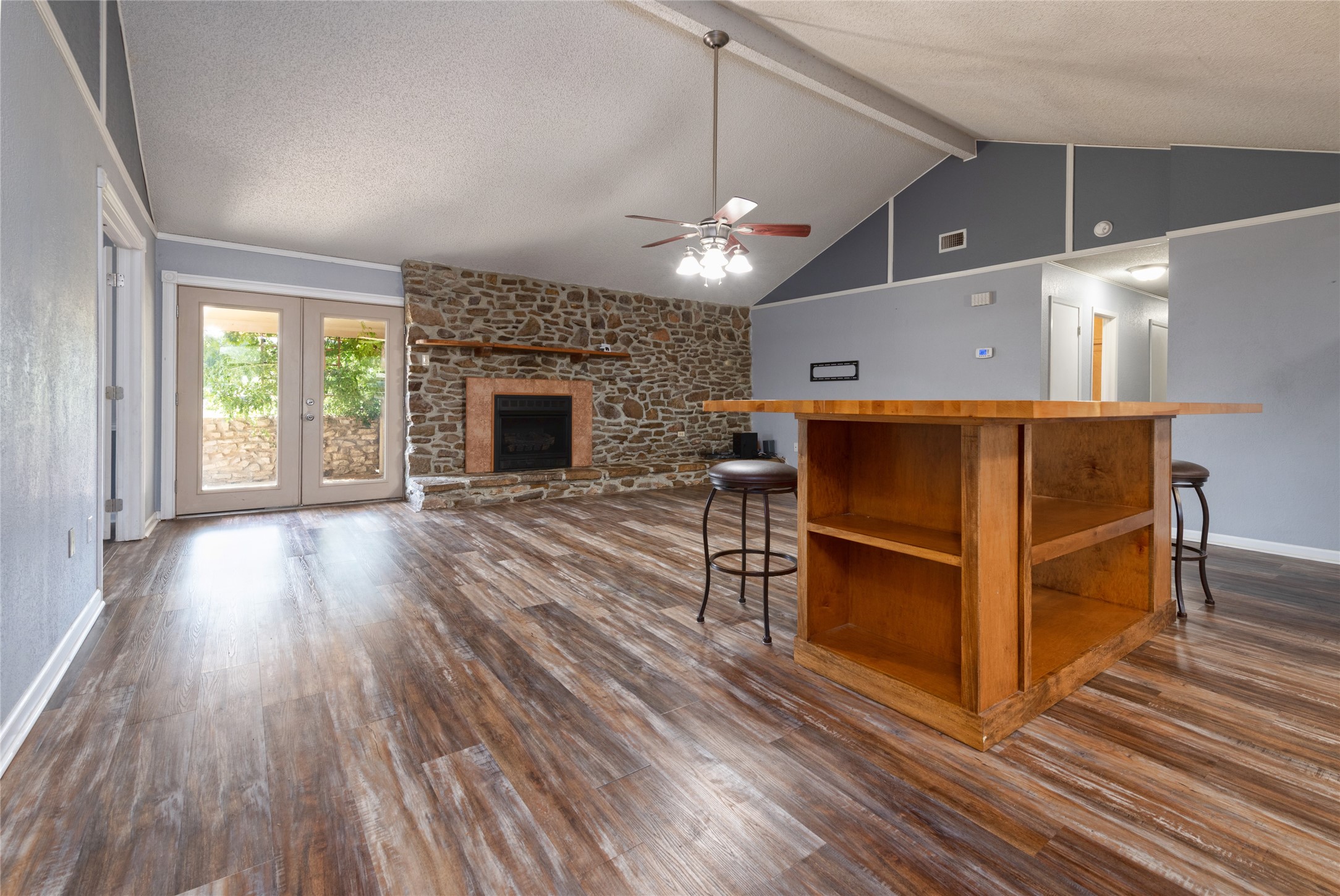 1033 Wolfe Road A