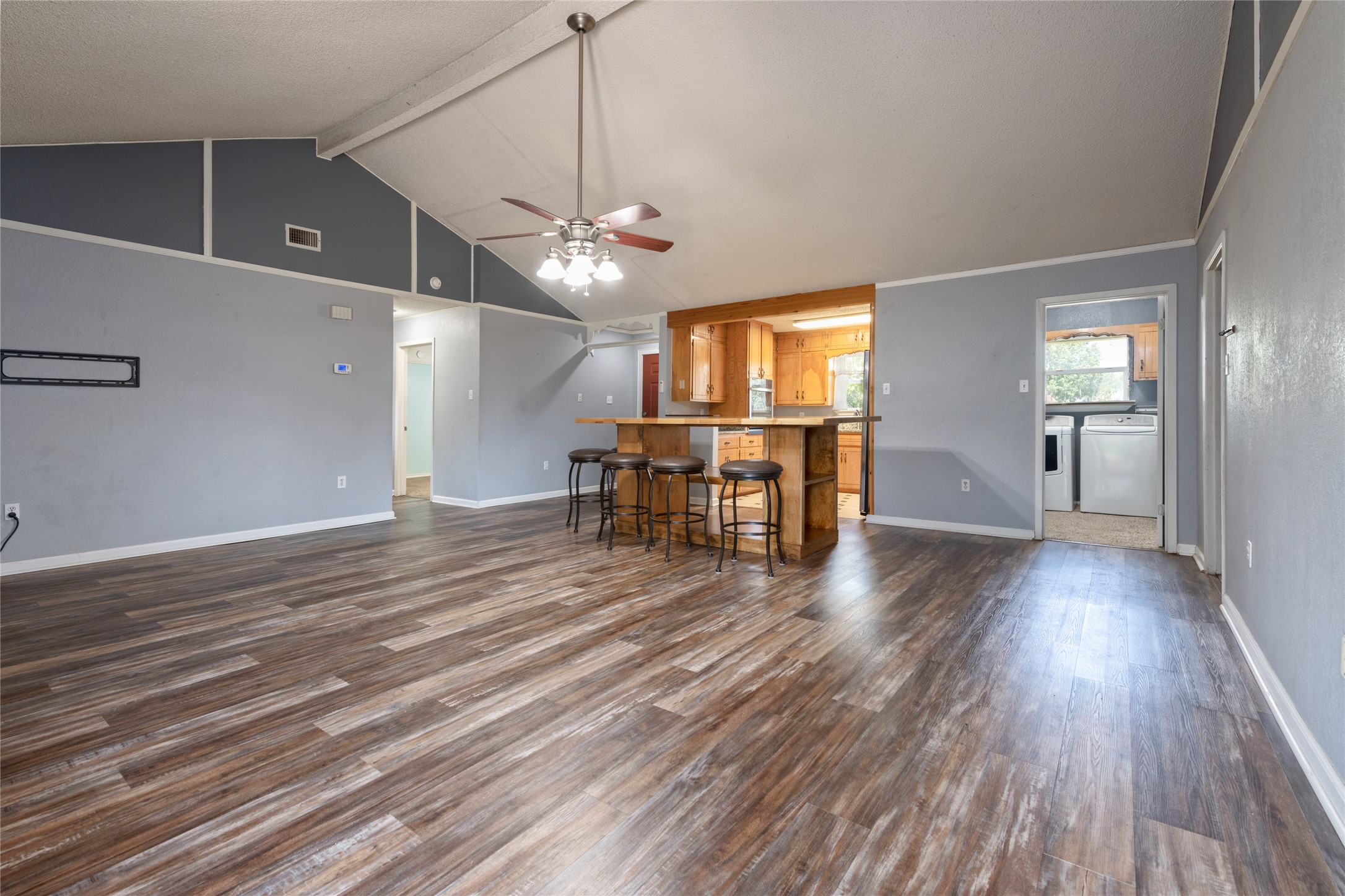 1033 Wolfe Road A