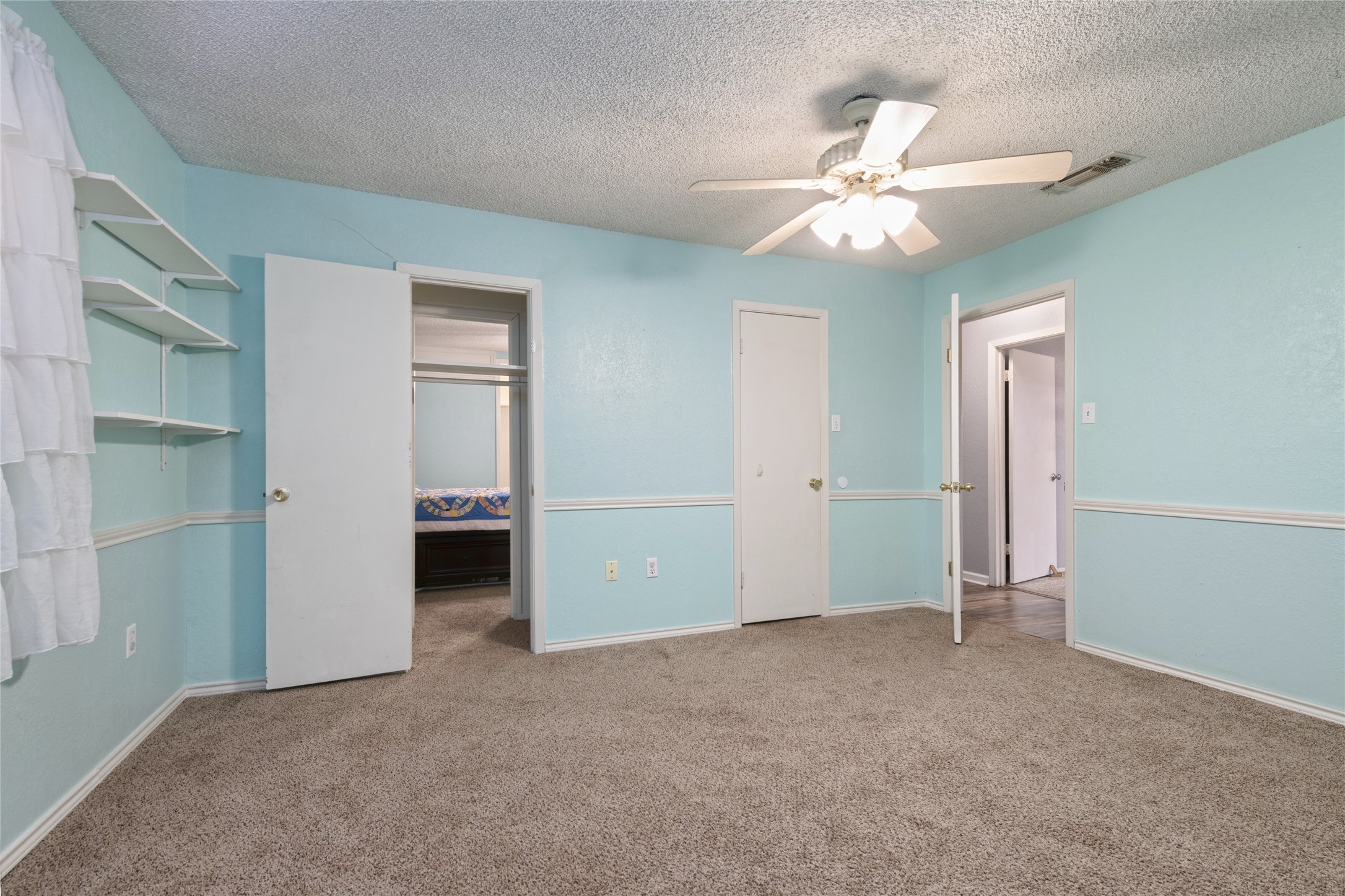 1033 Wolfe Road A