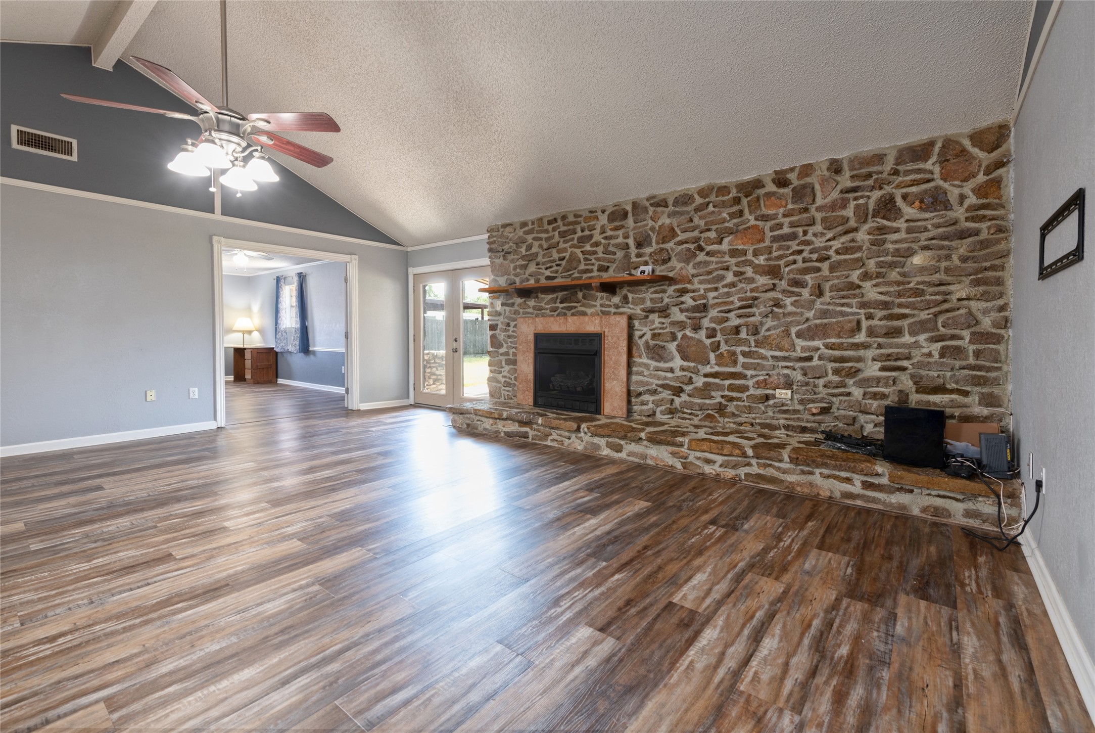 1033 Wolfe Road A