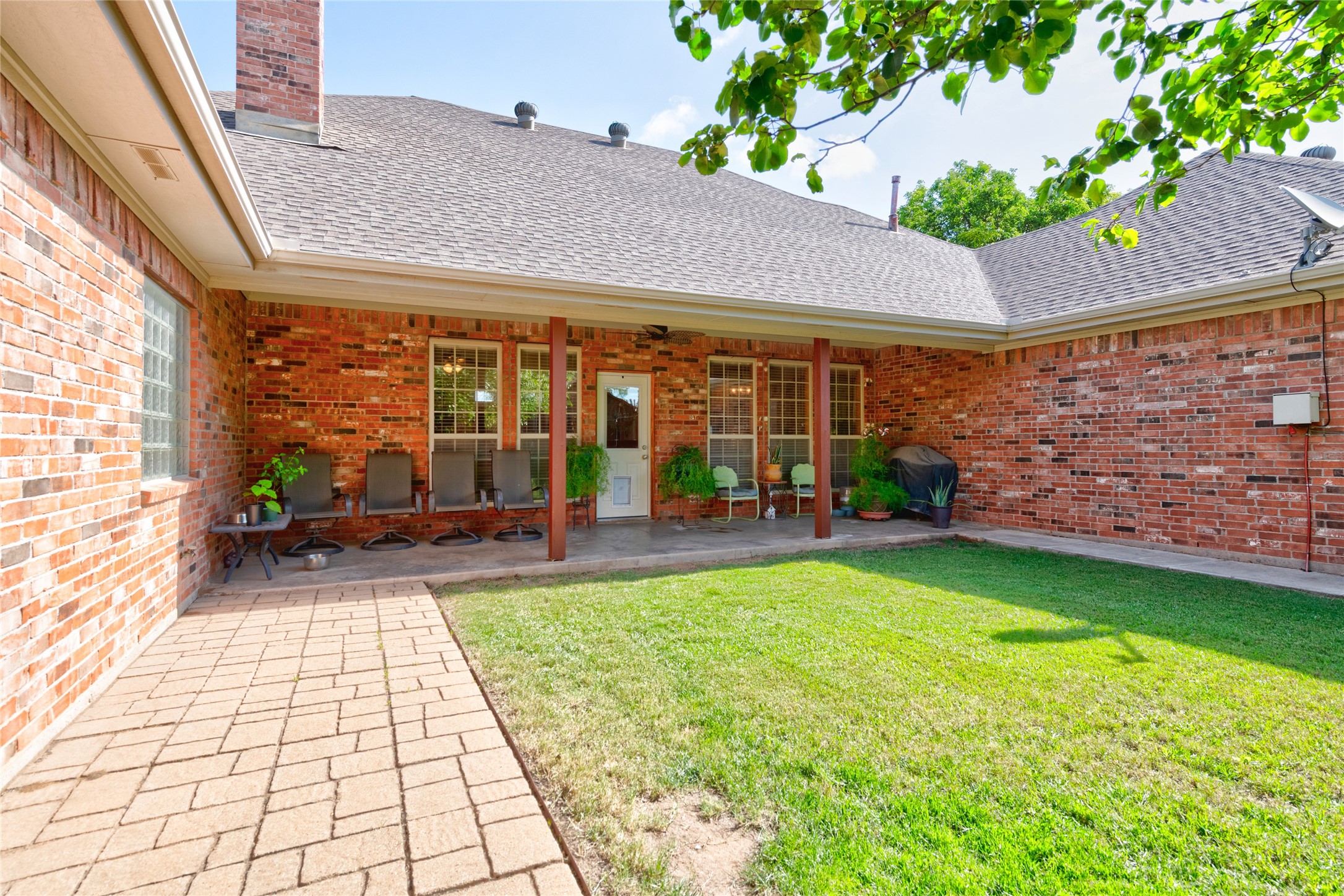 2101 Gathright Drive