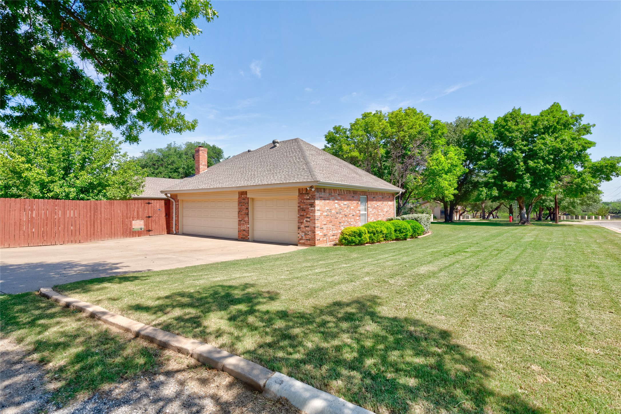 2101 Gathright Drive