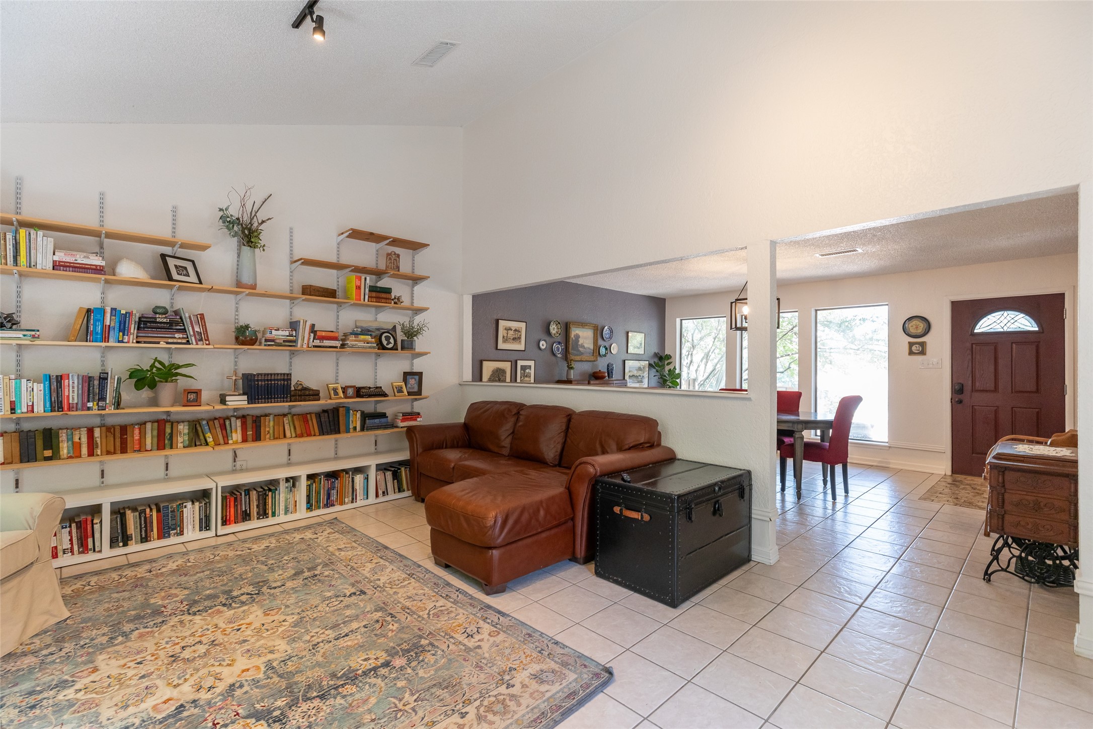 617 Green Valley Drive