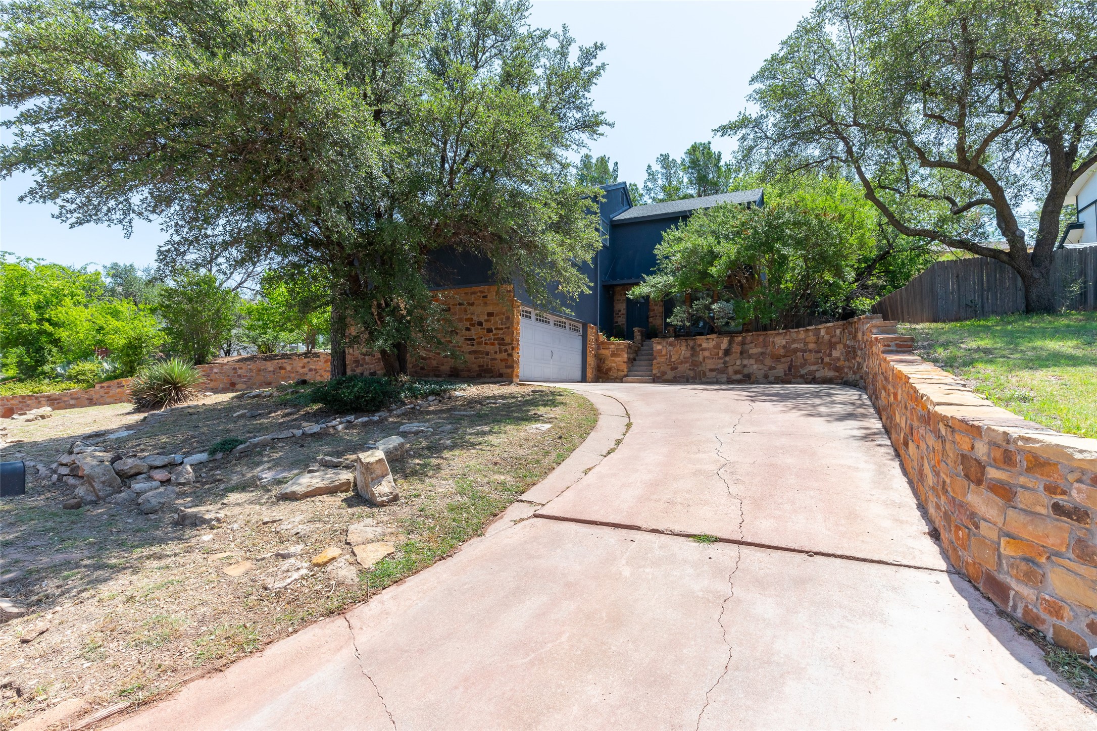 617 Green Valley Drive