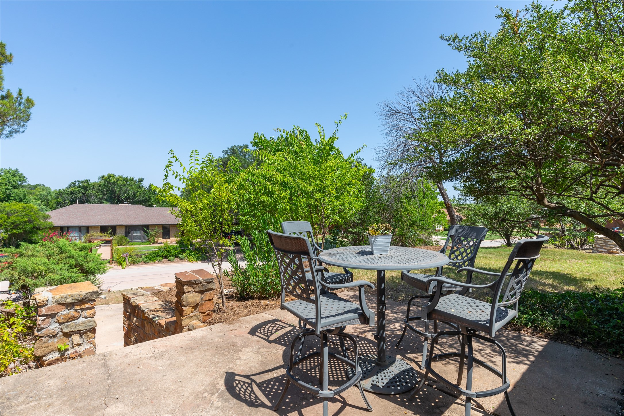 617 Green Valley Drive