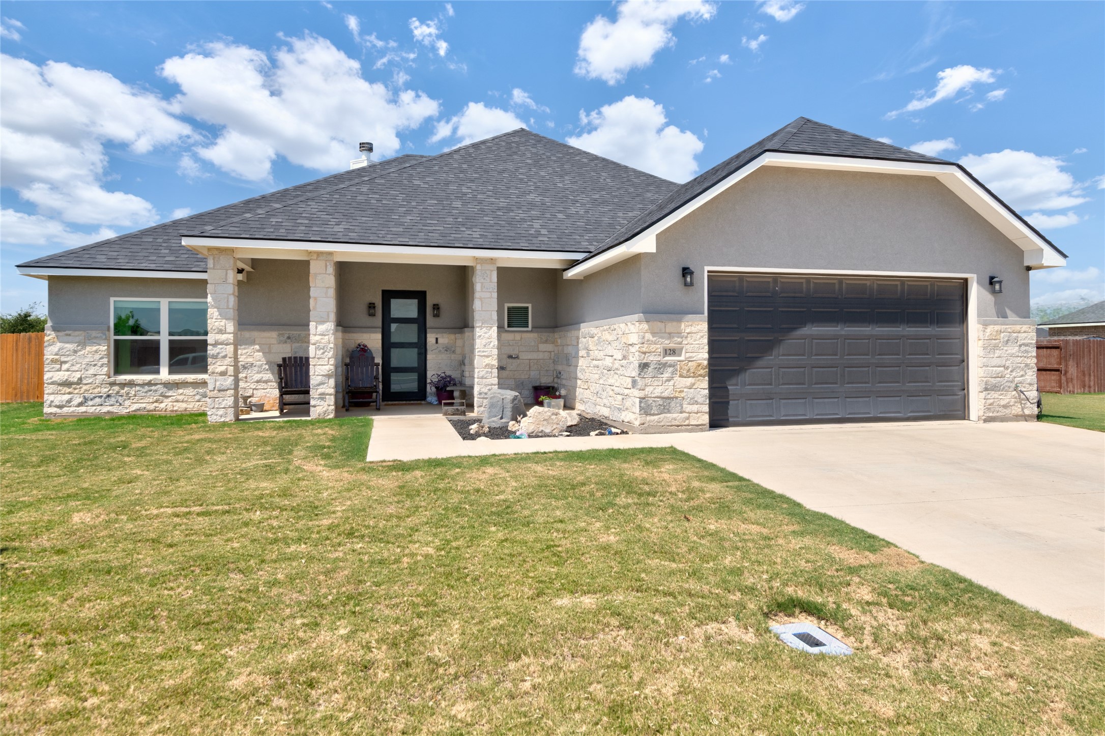 128 Hawker Lane
