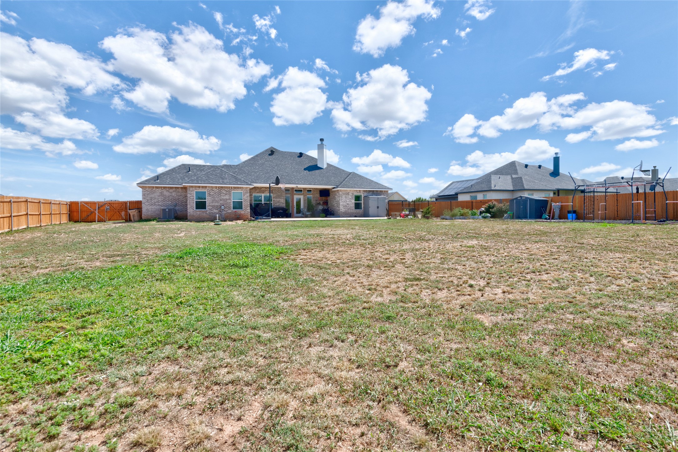128 Hawker Lane