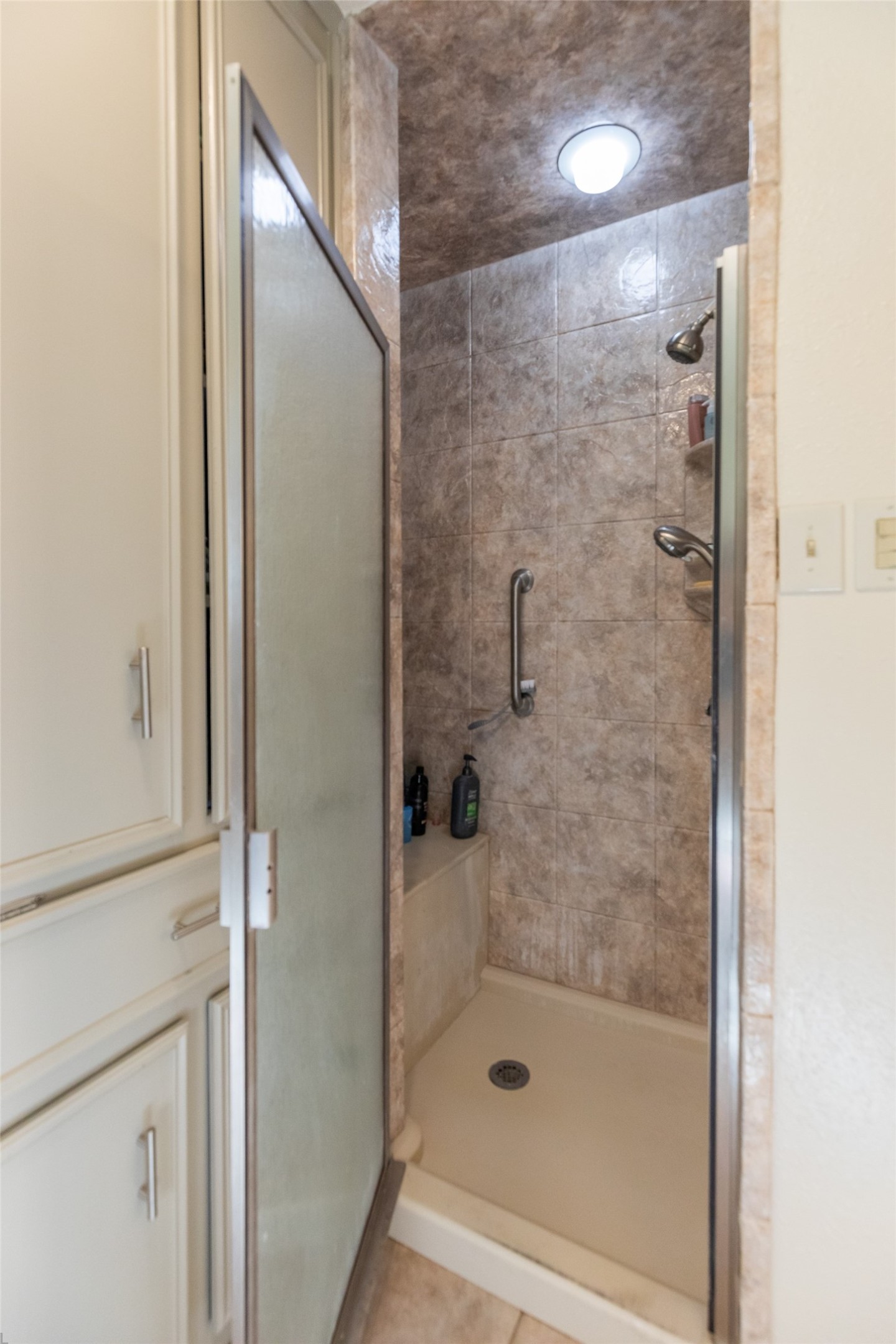 5025 Patsye Ann Cove