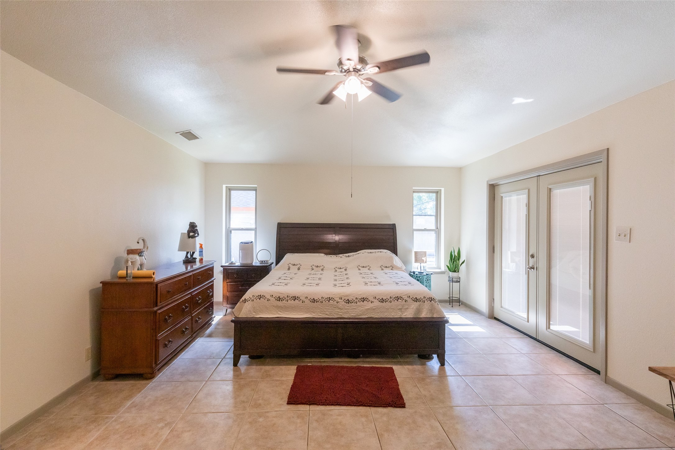 5025 Patsye Ann Cove