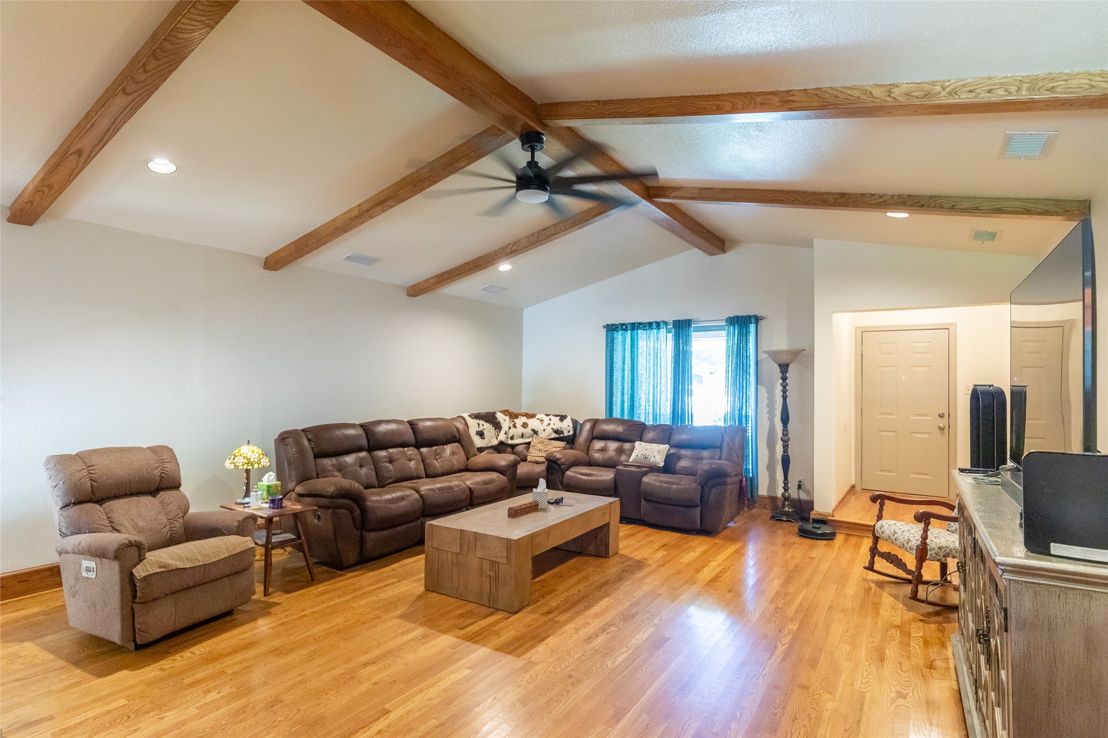 5025 Patsye Ann Cove