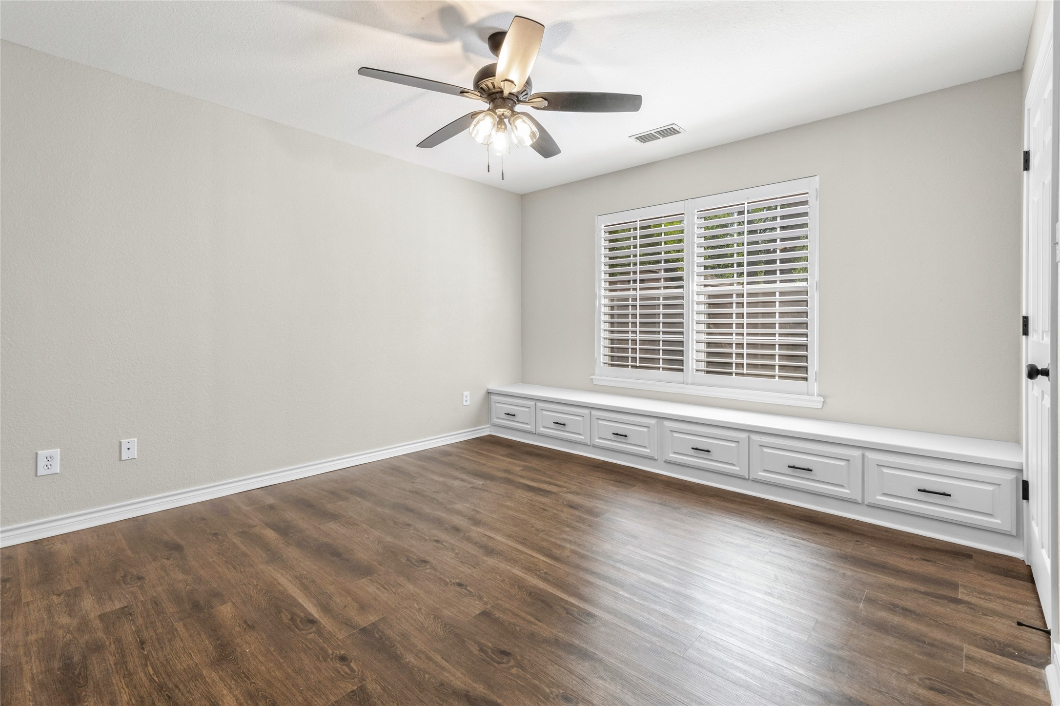 6134 Laurel Court