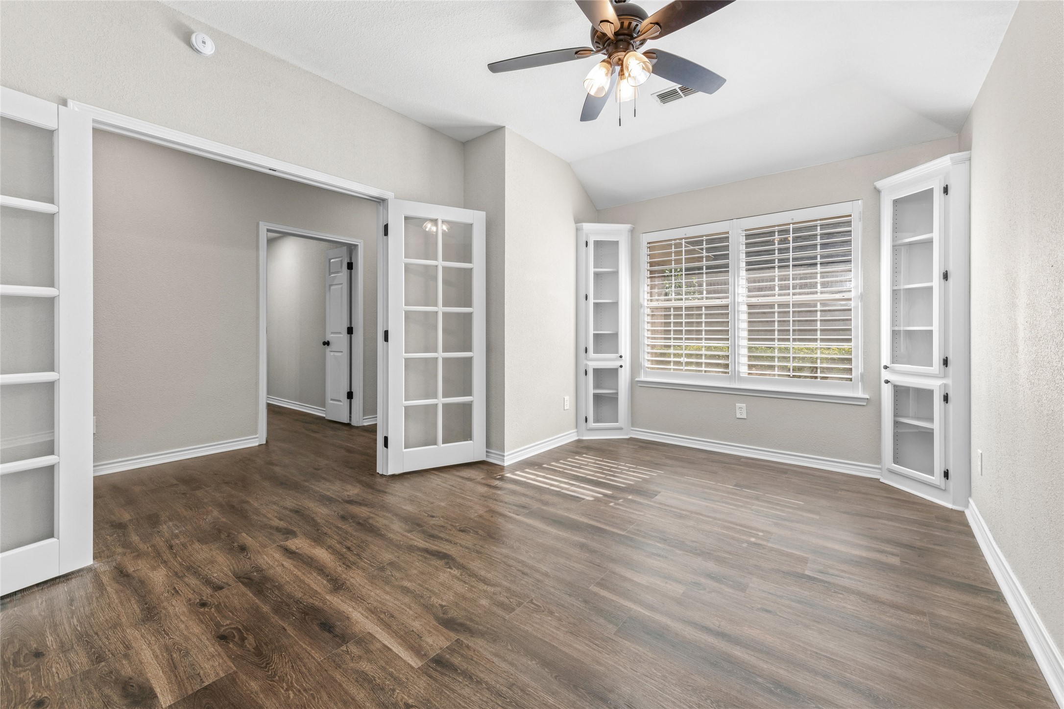 6134 Laurel Court