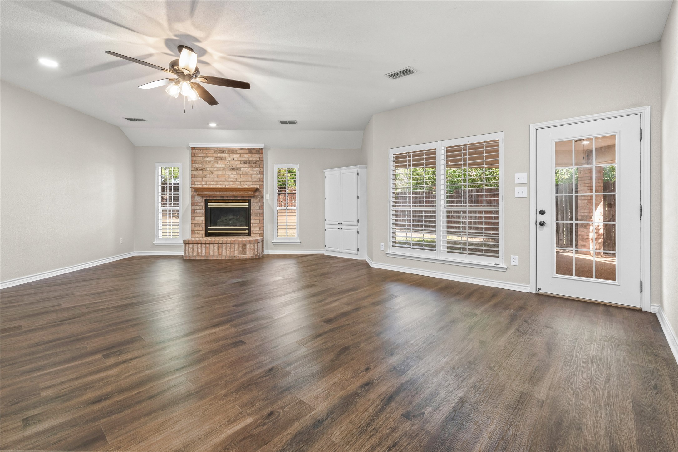 6134 Laurel Court