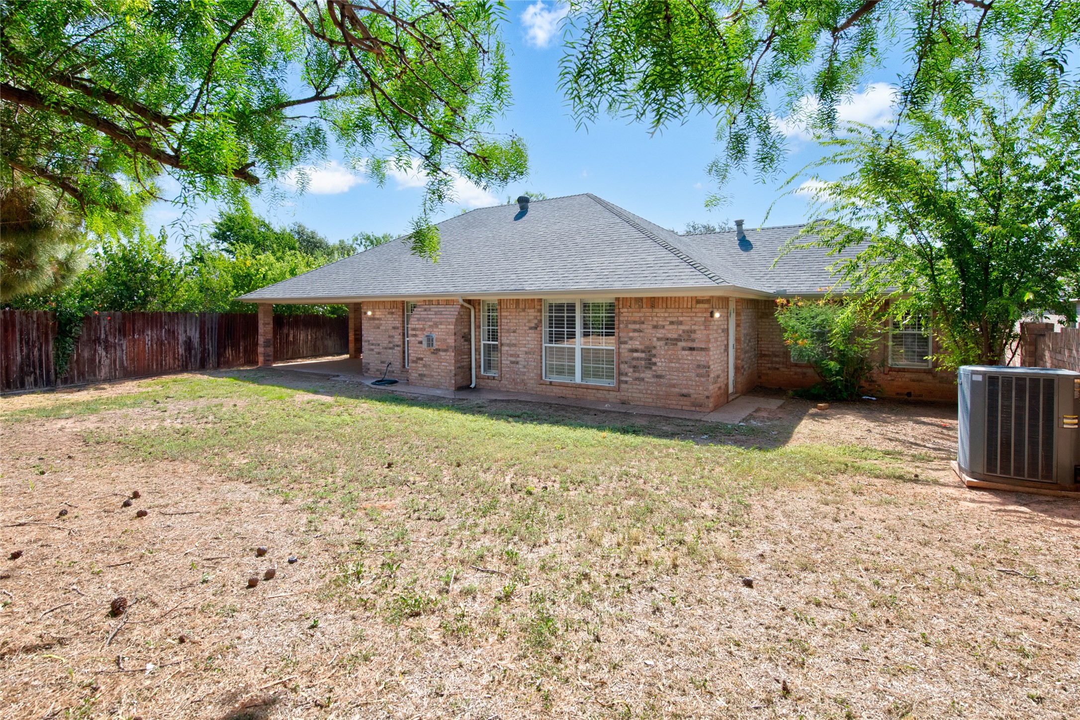 6134 Laurel Court
