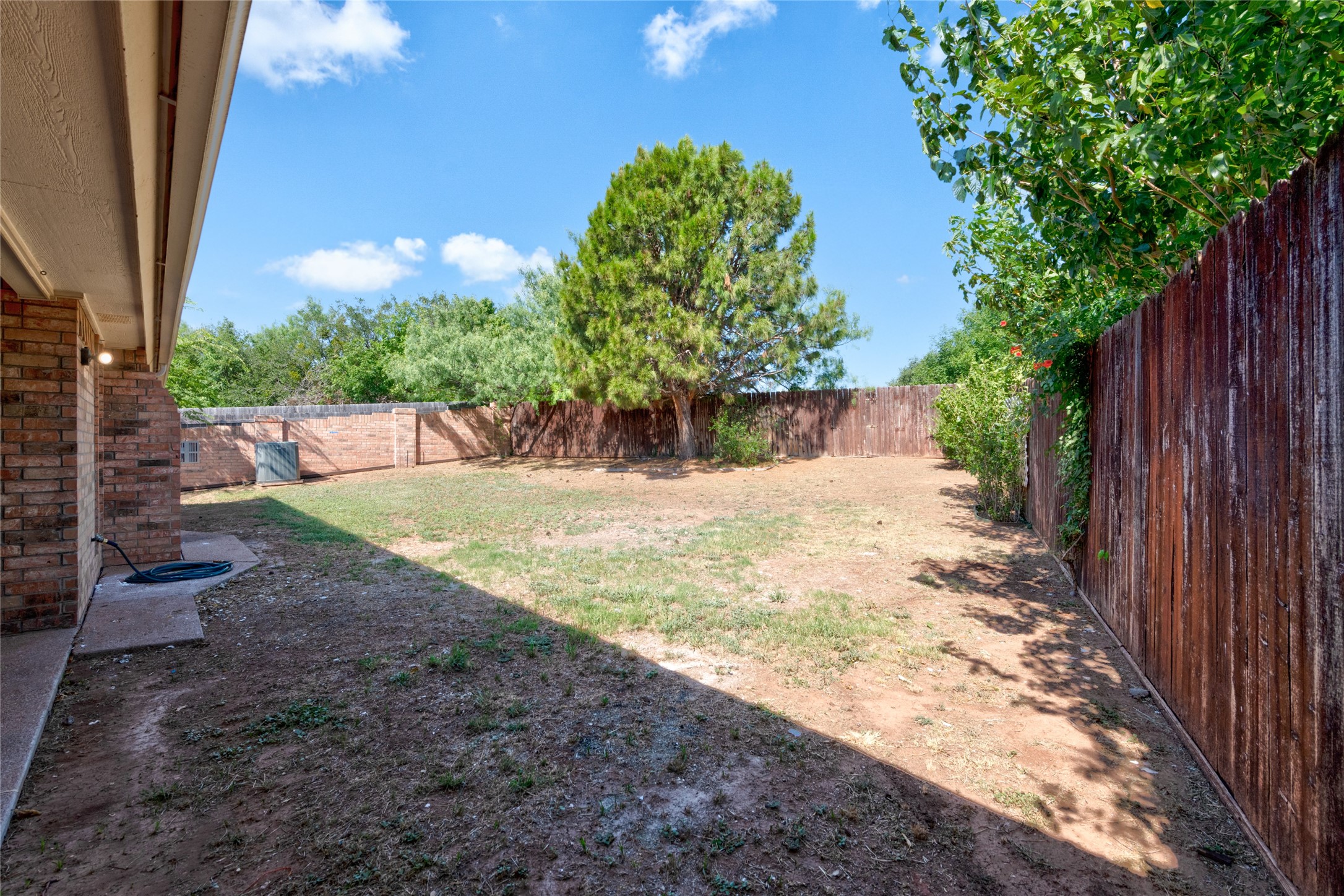 6134 Laurel Court