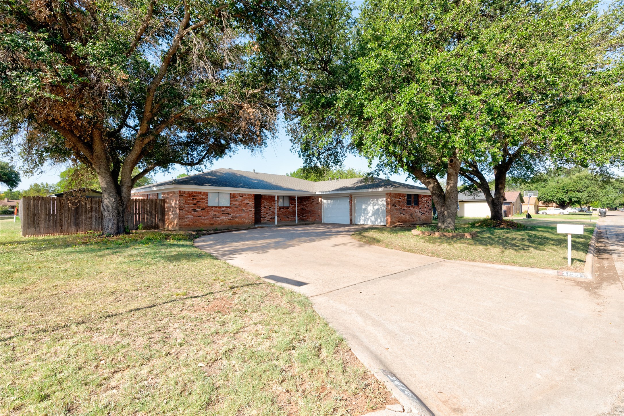 3125 Winterhawk Drive