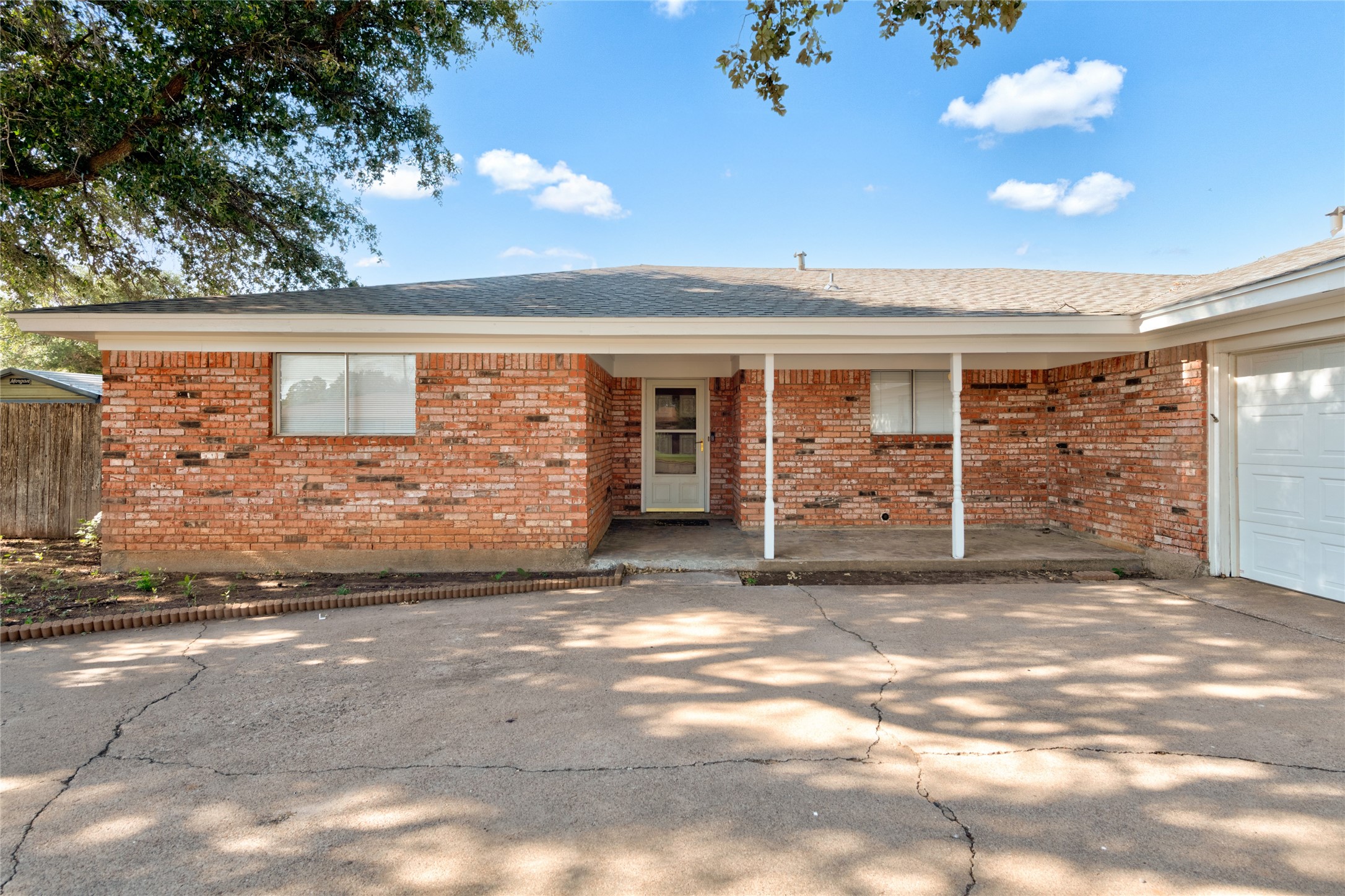 3125 Winterhawk Drive