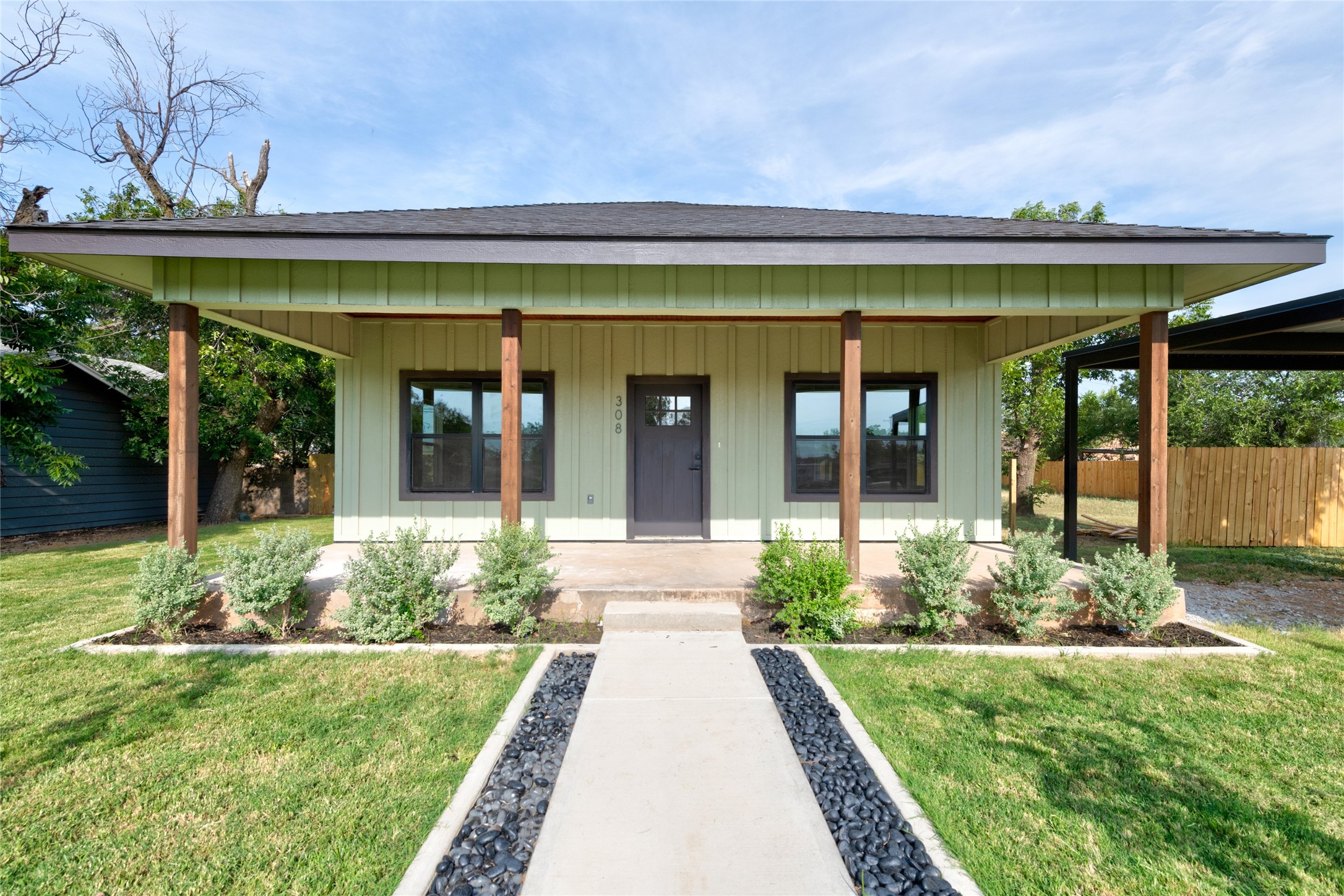 308 Yucca