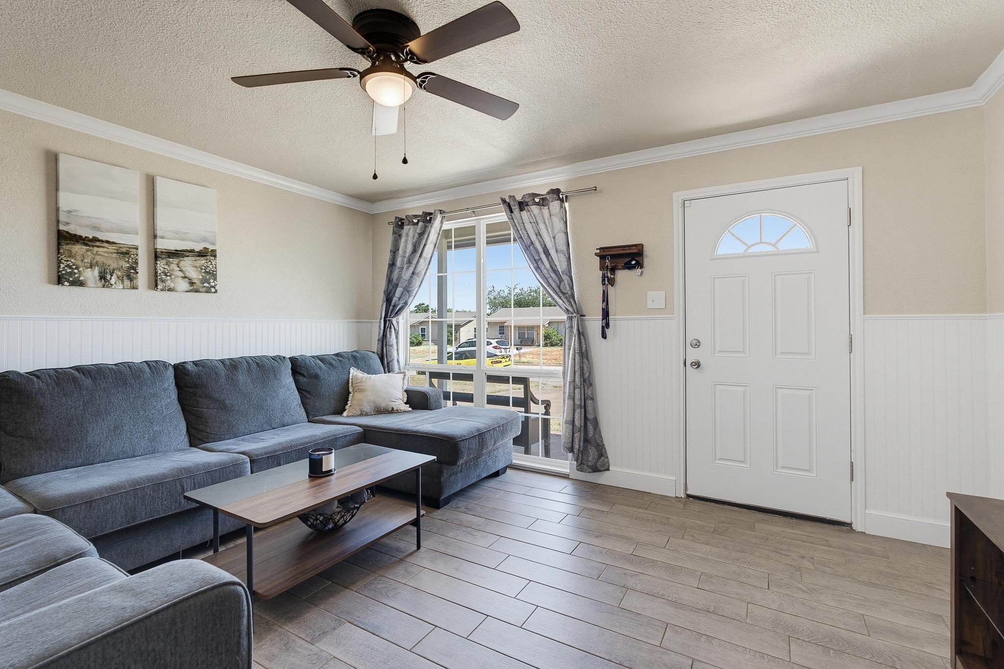 5473 Questa Drive