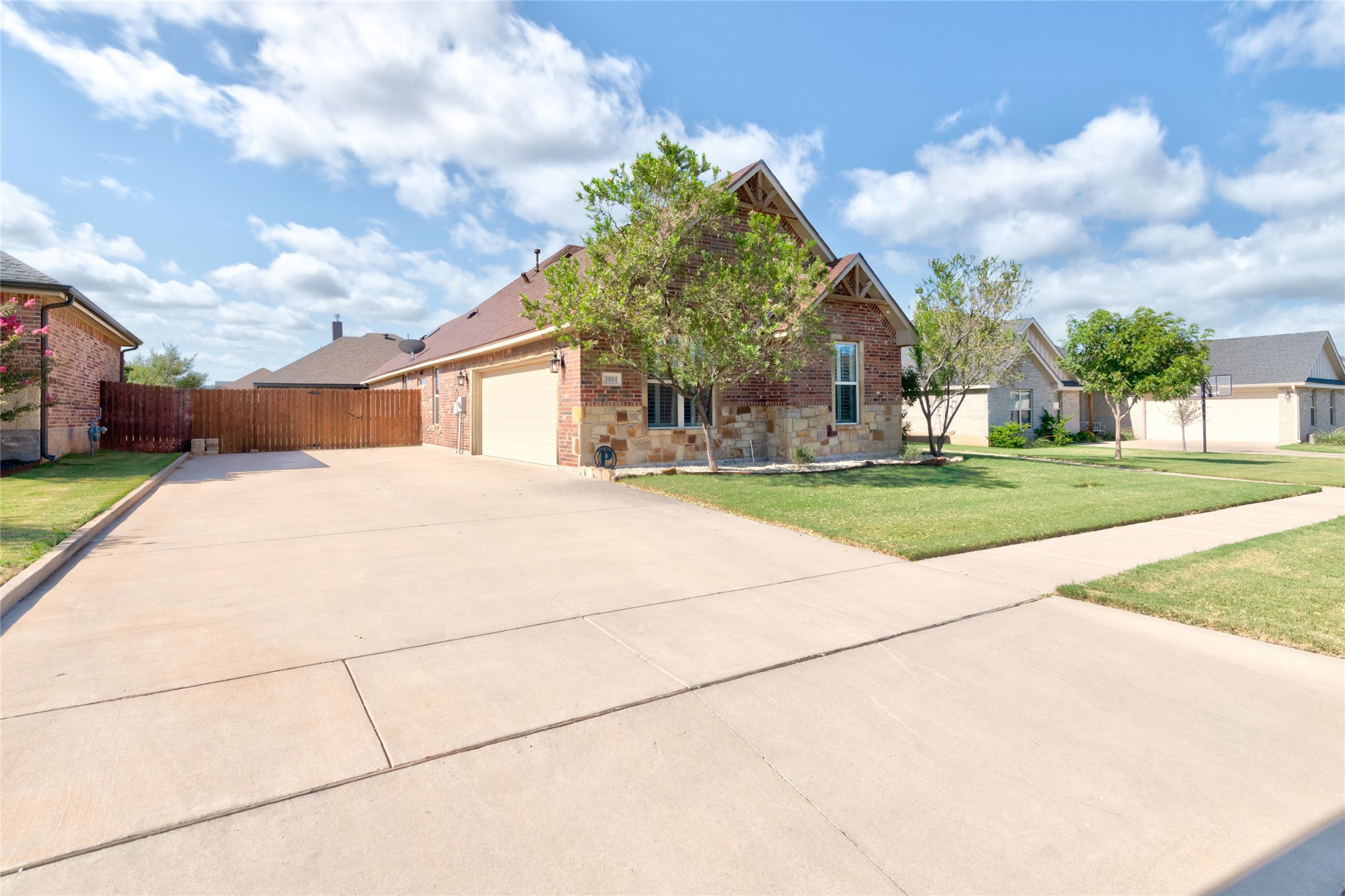 3801 Kady Ridge